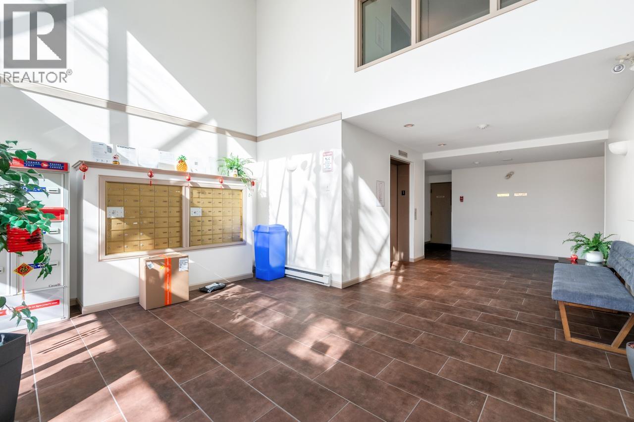 402 7139 18th Avenue, Burnaby, British Columbia  V3N 4Z3 - Photo 21 - R3097036