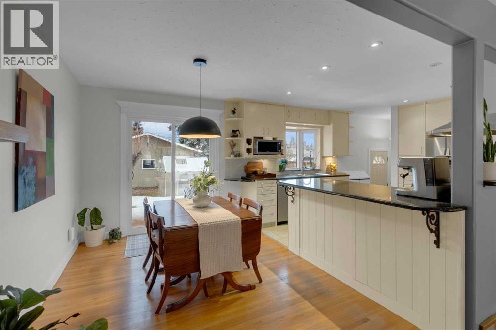 4512 41 Avenue Sw, Calgary, Alberta  T3E 1G7 - Photo 10 - A2283757