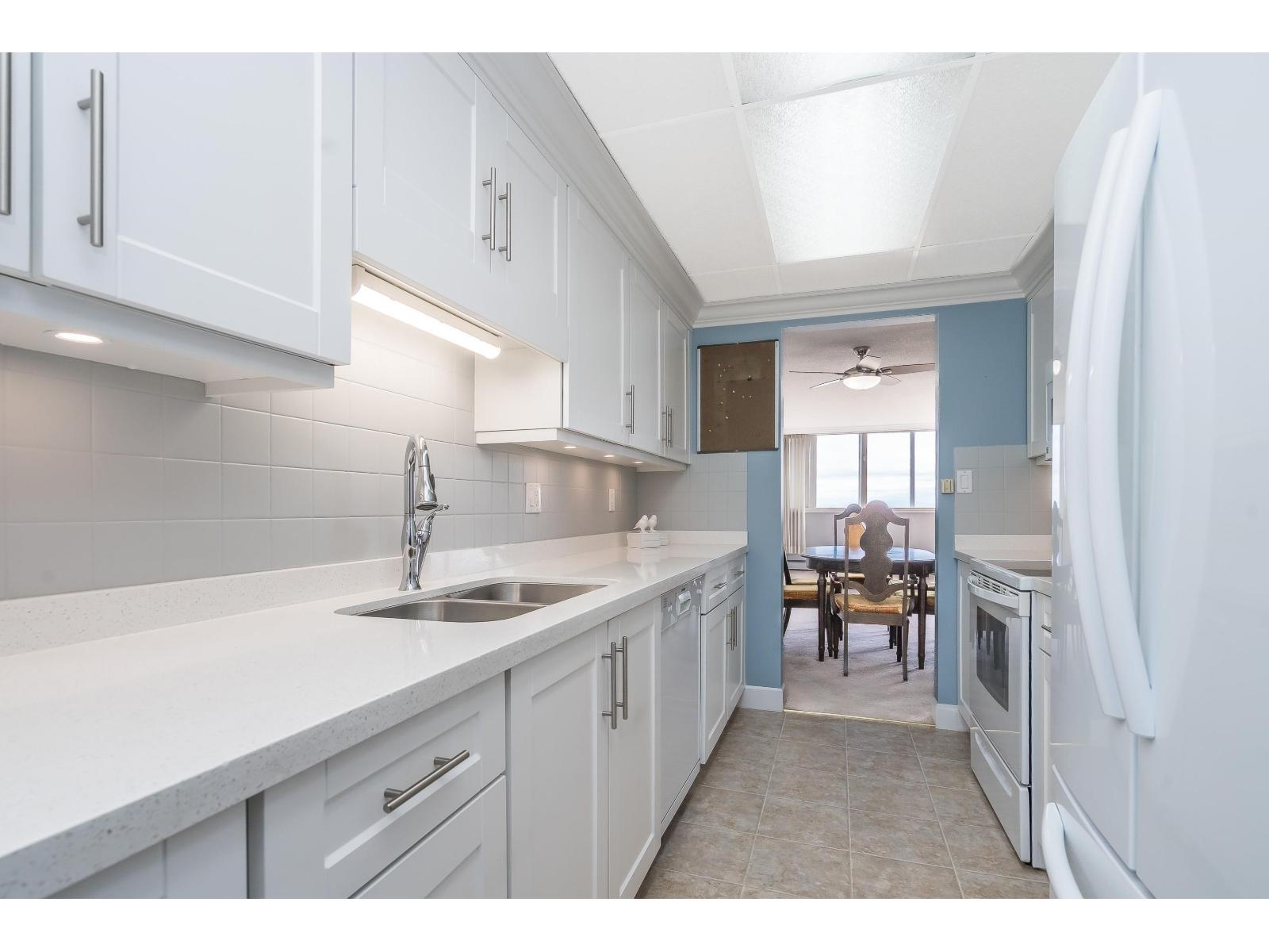 1001 11881 88 Avenue, Delta, British Columbia  V4C 8A2 - Photo 3 - R3094175