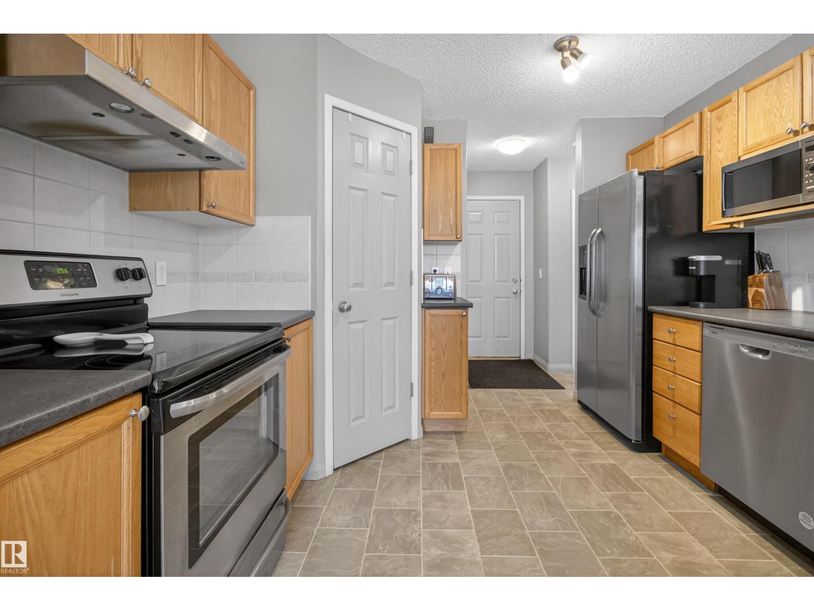 #35 155 Crocus Cr, Sherwood Park, Alberta  T8H 2M4 - Photo 4 - E4476374