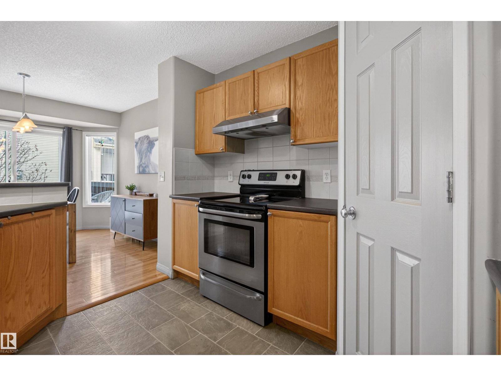 #35 155 Crocus Cr, Sherwood Park, Alberta  T8H 2M4 - Photo 7 - E4476374