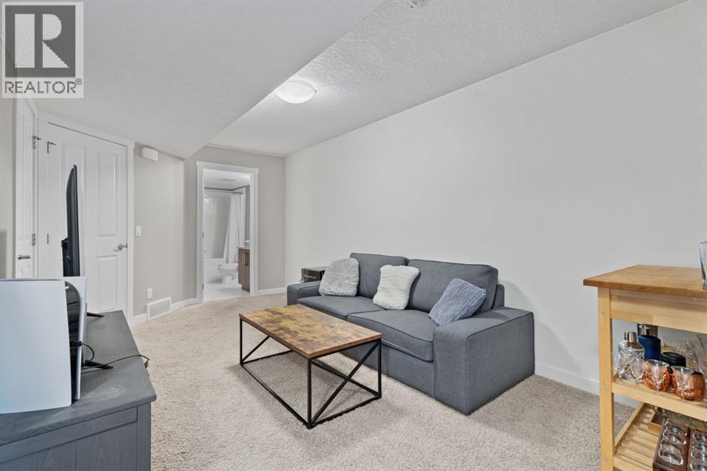 93 Aspen Hills Drive Sw, Calgary, Alberta  T3H 0P8 - Photo 28 - A2289936