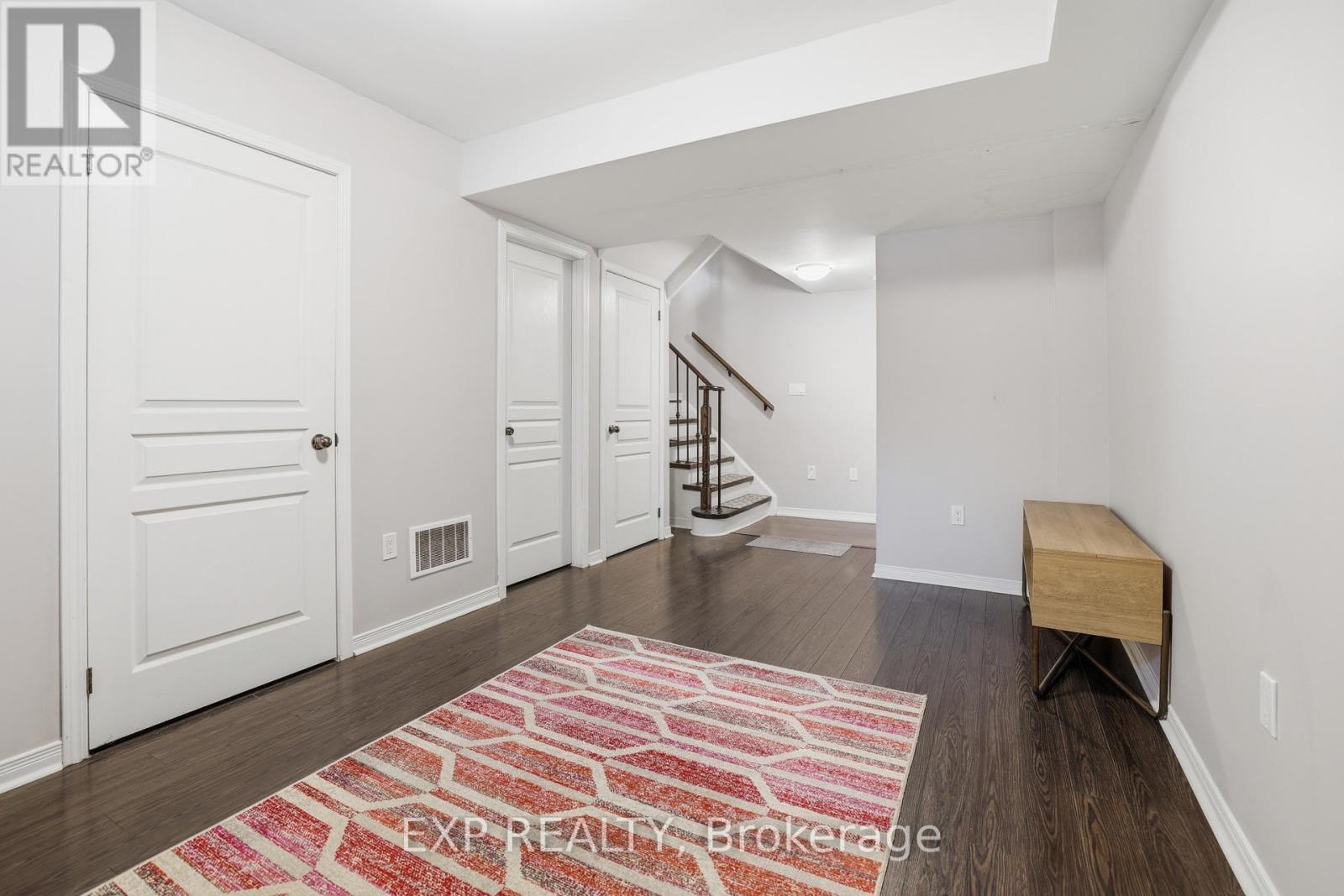 83 Magpie Way, Whitby, Ontario  L1N 2K6 - Photo 5 - E12856856