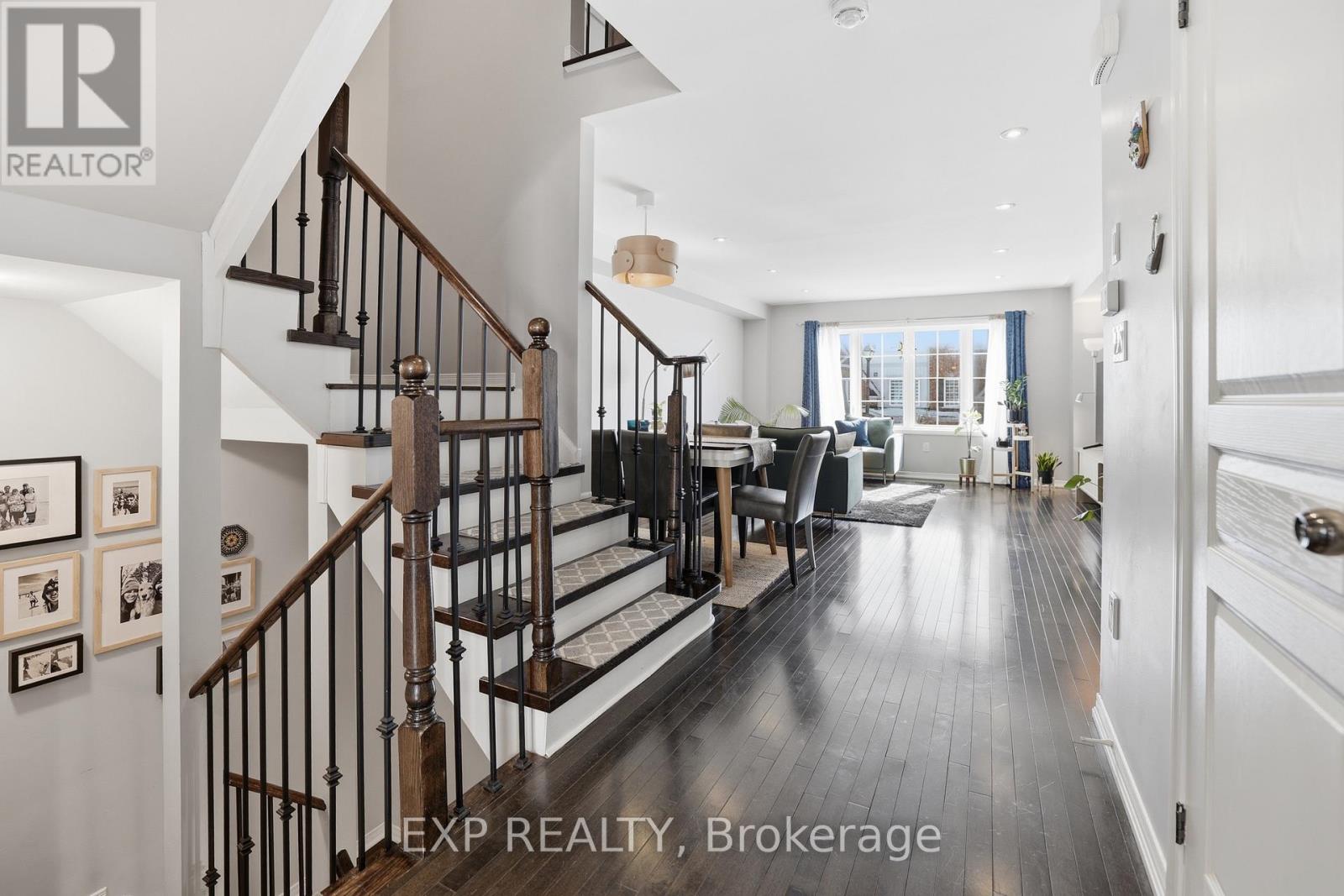 83 Magpie Way, Whitby, Ontario  L1N 2K6 - Photo 7 - E12856856