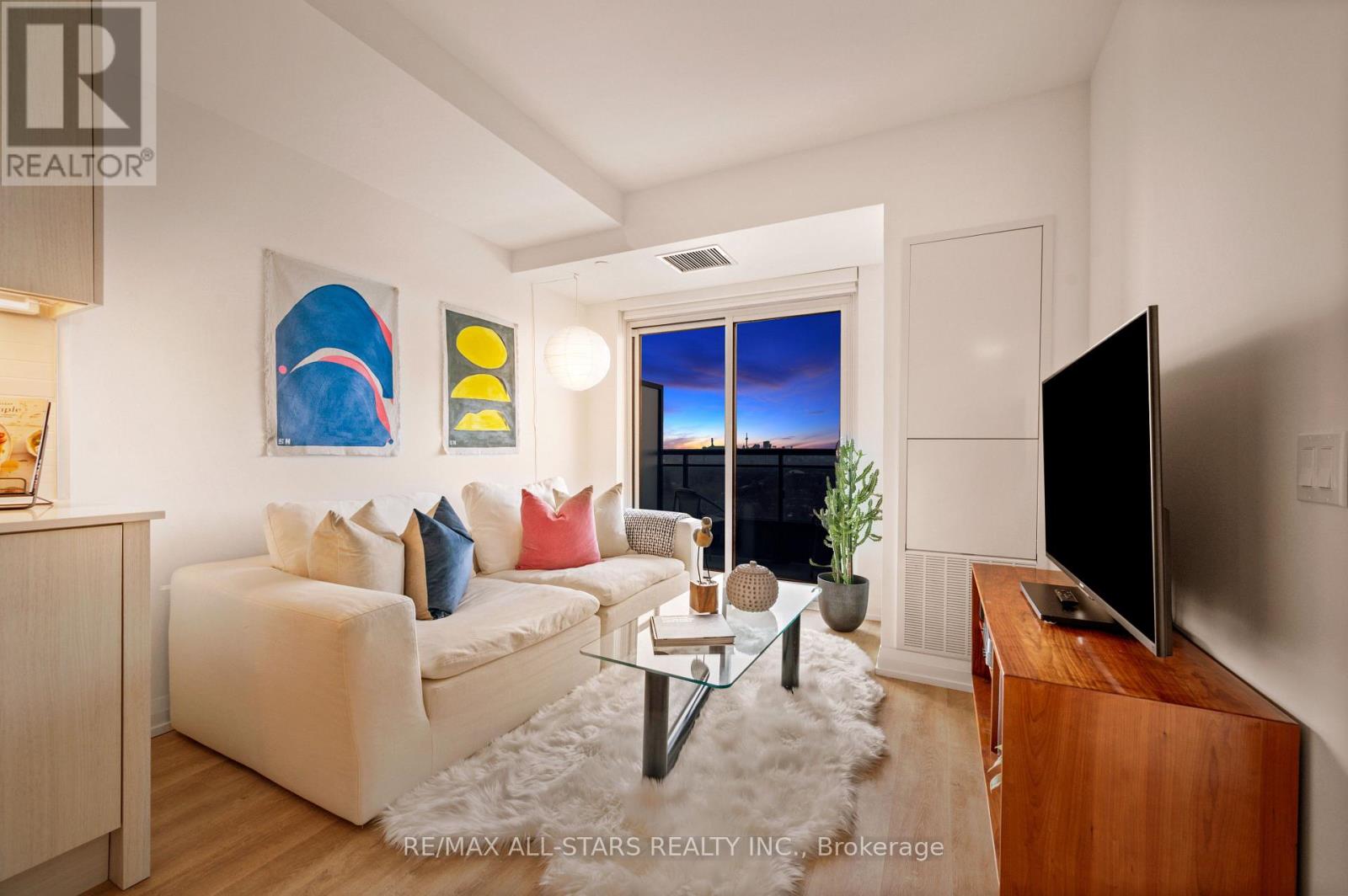 2310 - 286 Main Street, Toronto, Ontario  M4C 0B3 - Photo 20 - E12856896