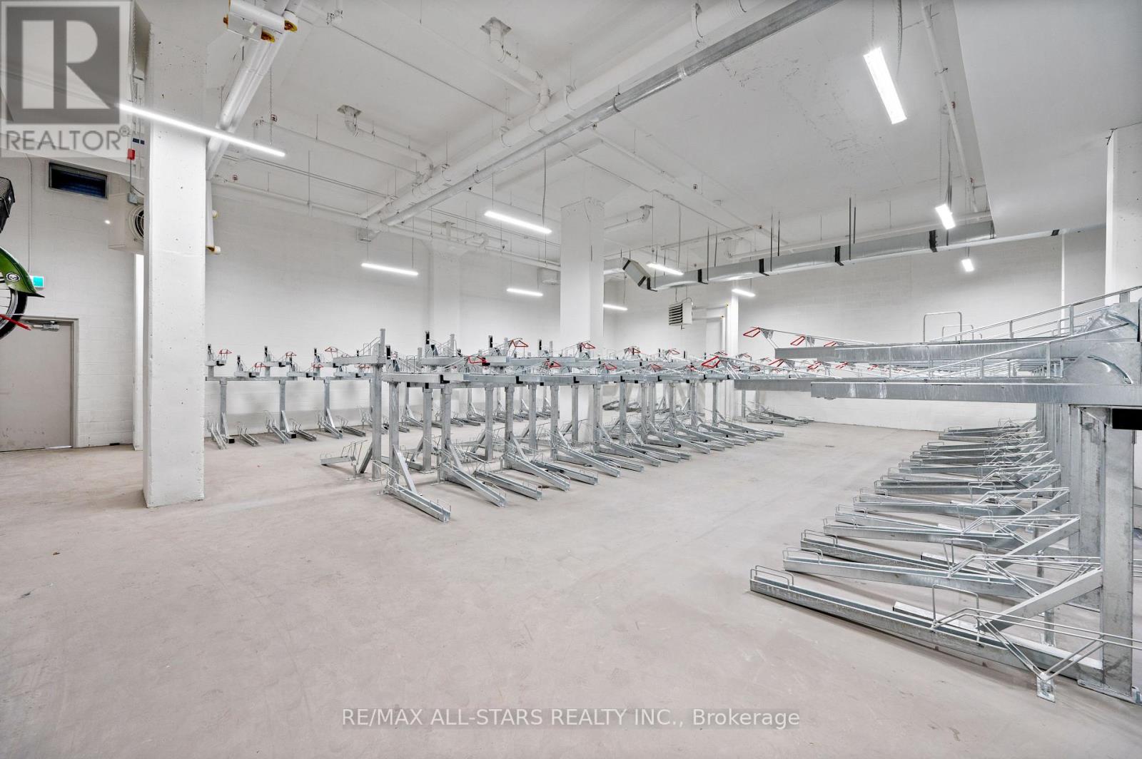 2310 - 286 Main Street, Toronto, Ontario  M4C 0B3 - Photo 49 - E12856896