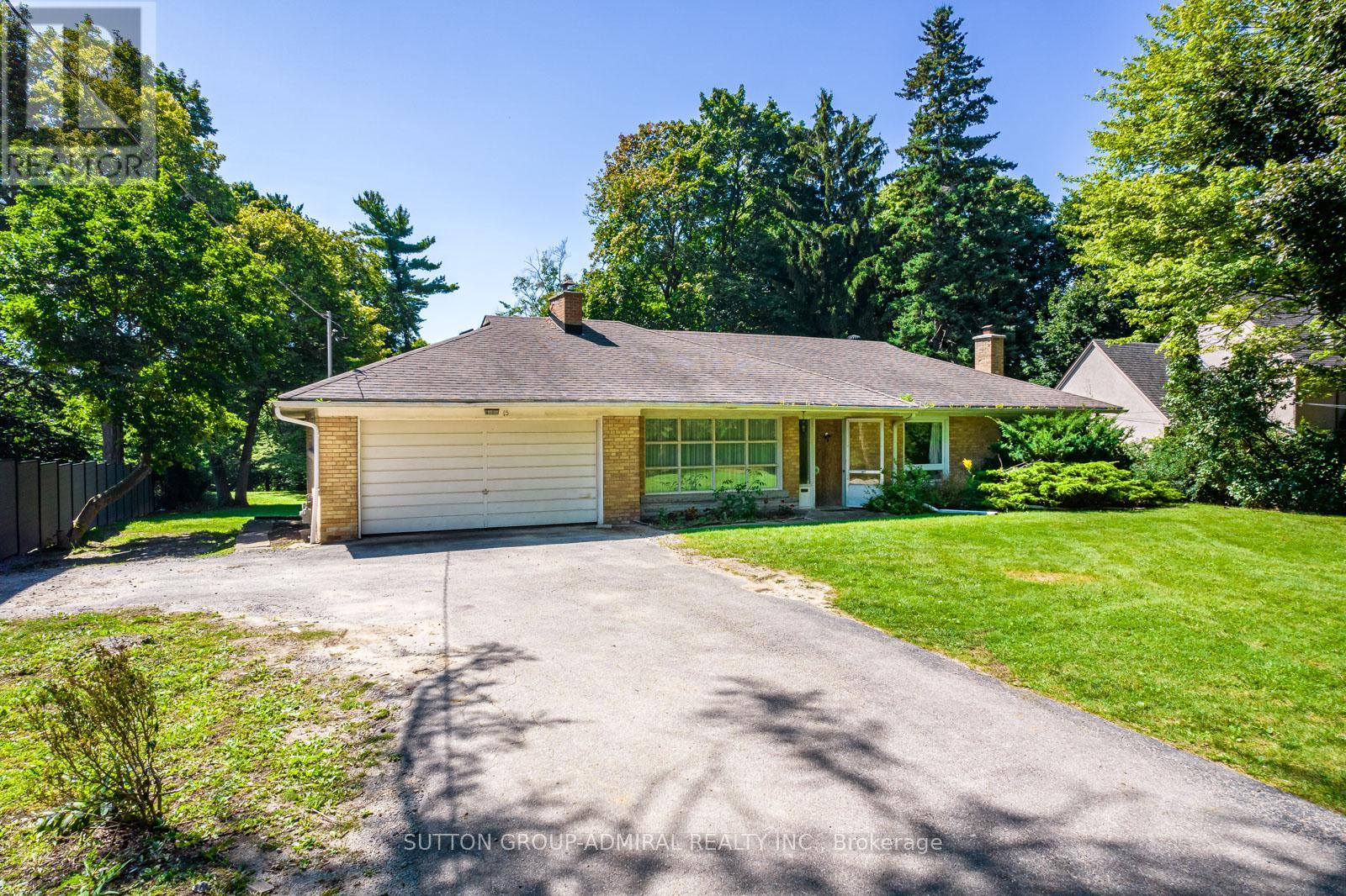 15 Bellehaven Crescent, Toronto, Ontario  M1M 1H2 - Photo 2 - E12856966