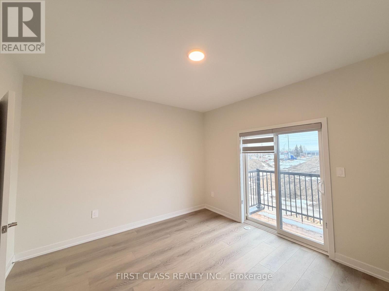 1 Peace Lane, Richmond Hill, Ontario  L4B 0J4 - Photo 4 - N12856868