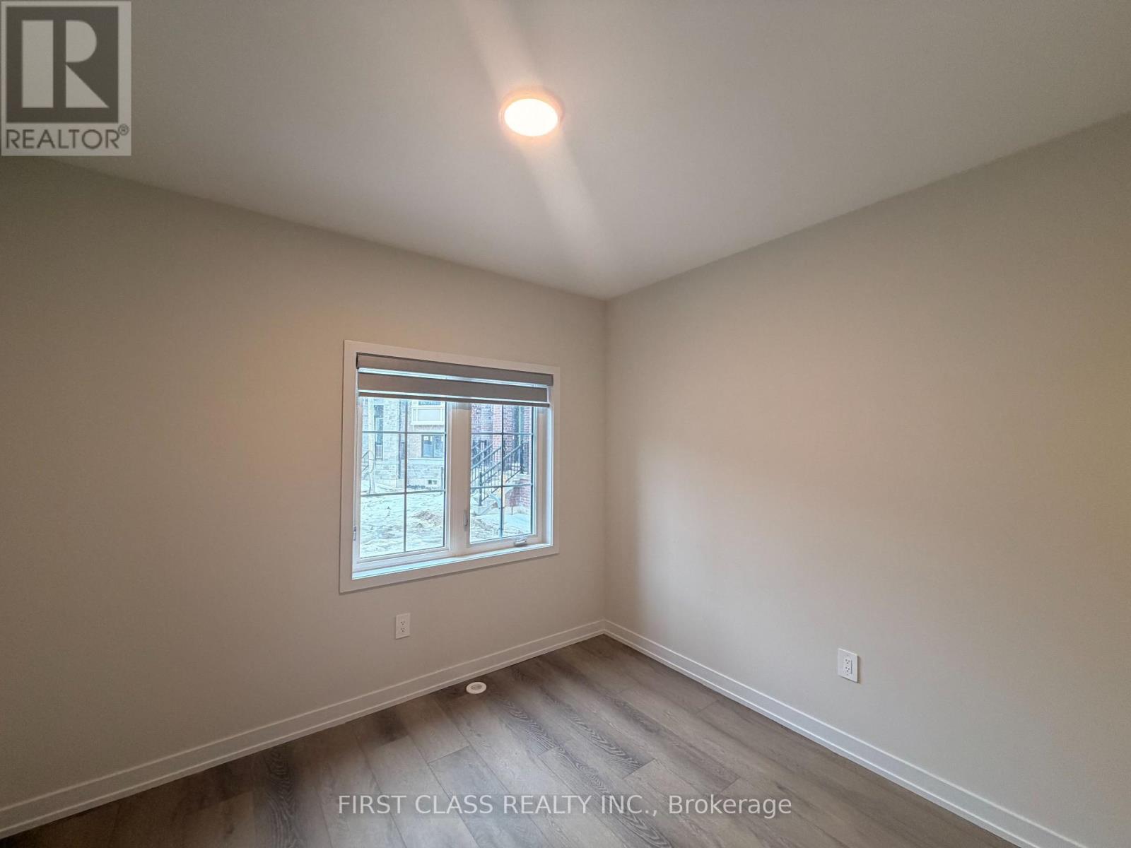 1 Peace Lane, Richmond Hill, Ontario  L4B 0J4 - Photo 5 - N12856868