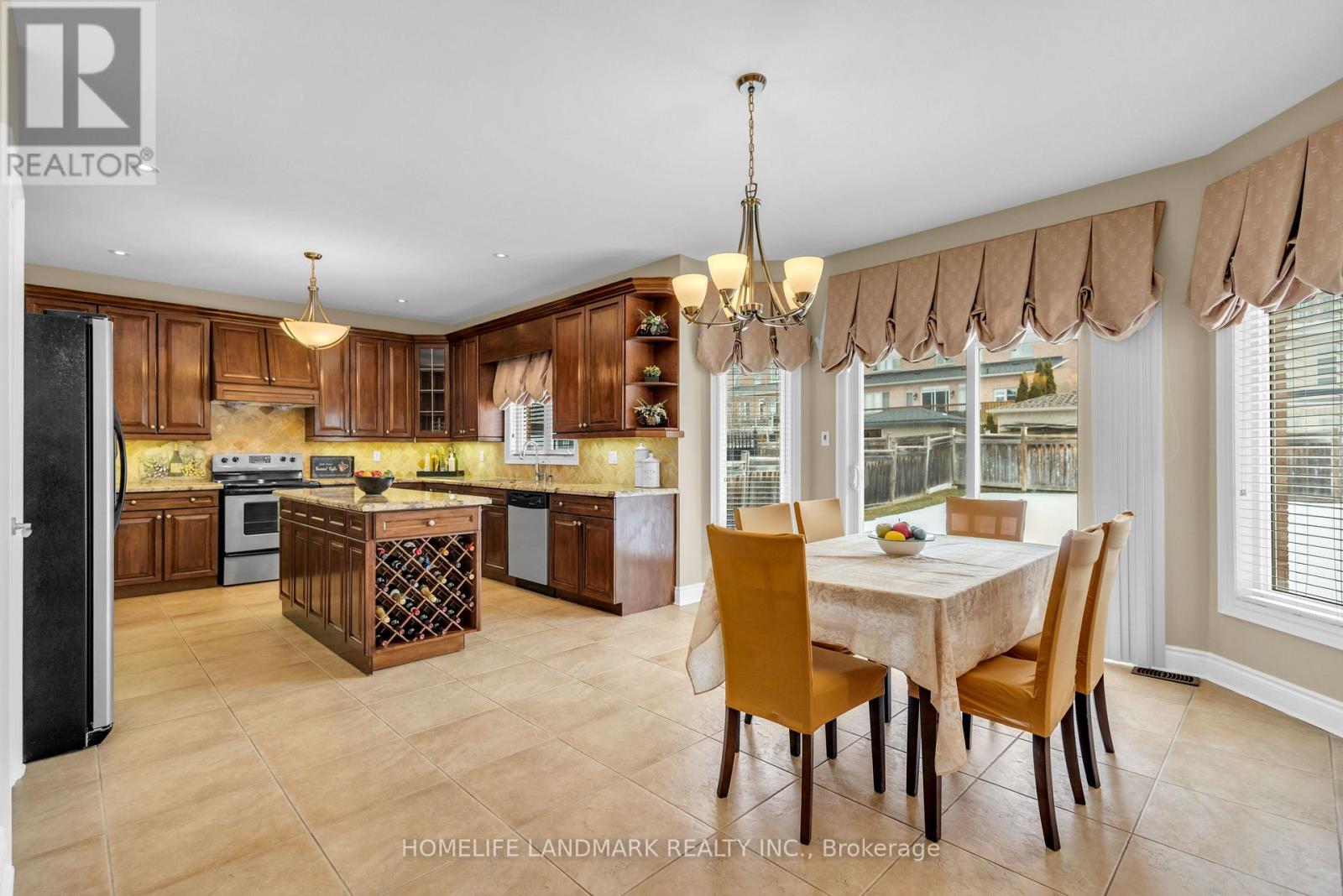 7 Via Campanile, Vaughan, Ontario  L4H 3G6 - Photo 11 - N12856926