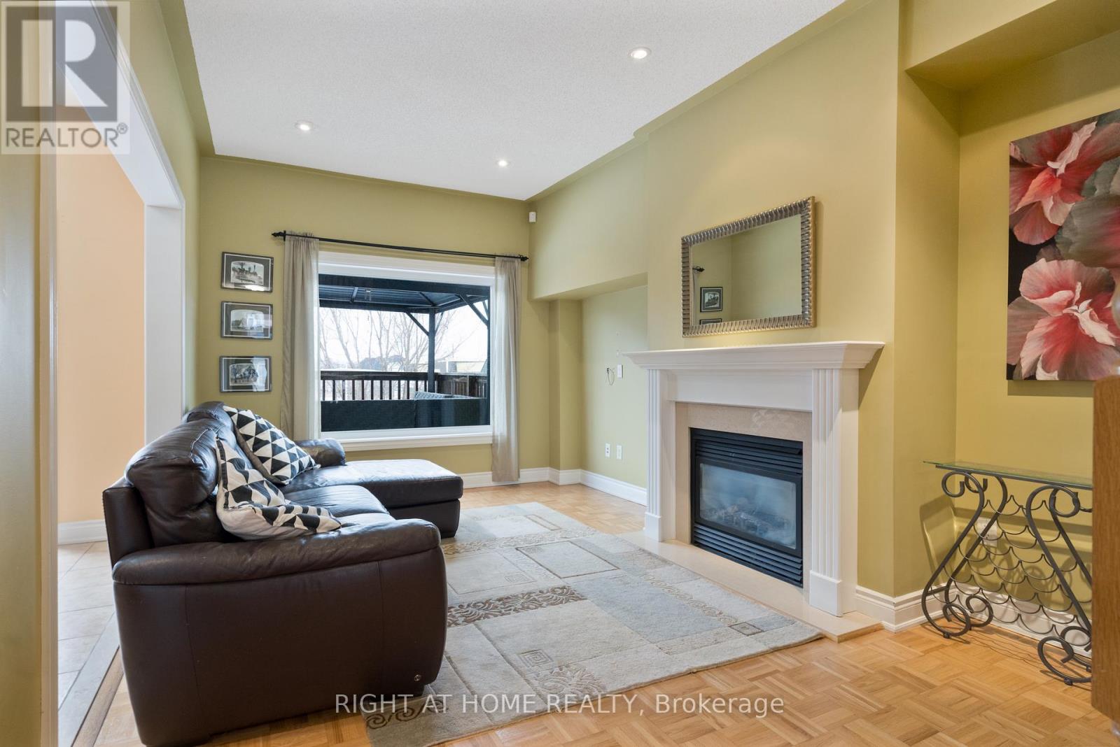 16 HONEYWOOD ROAD, vaughan (patterson), Ontario