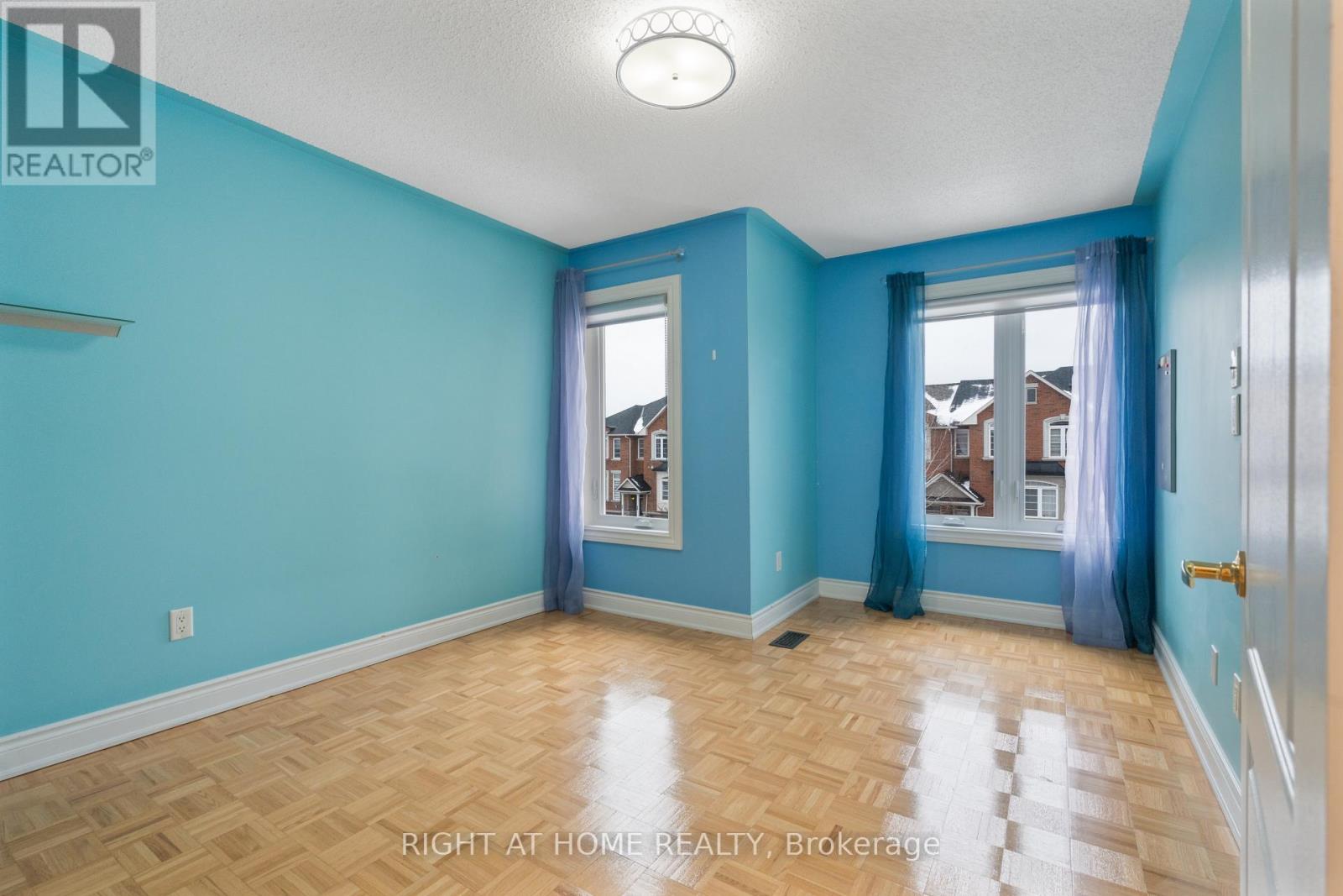 16 Honeywood Road, Vaughan, Ontario  L4J 9C2 - Photo 22 - N12856960