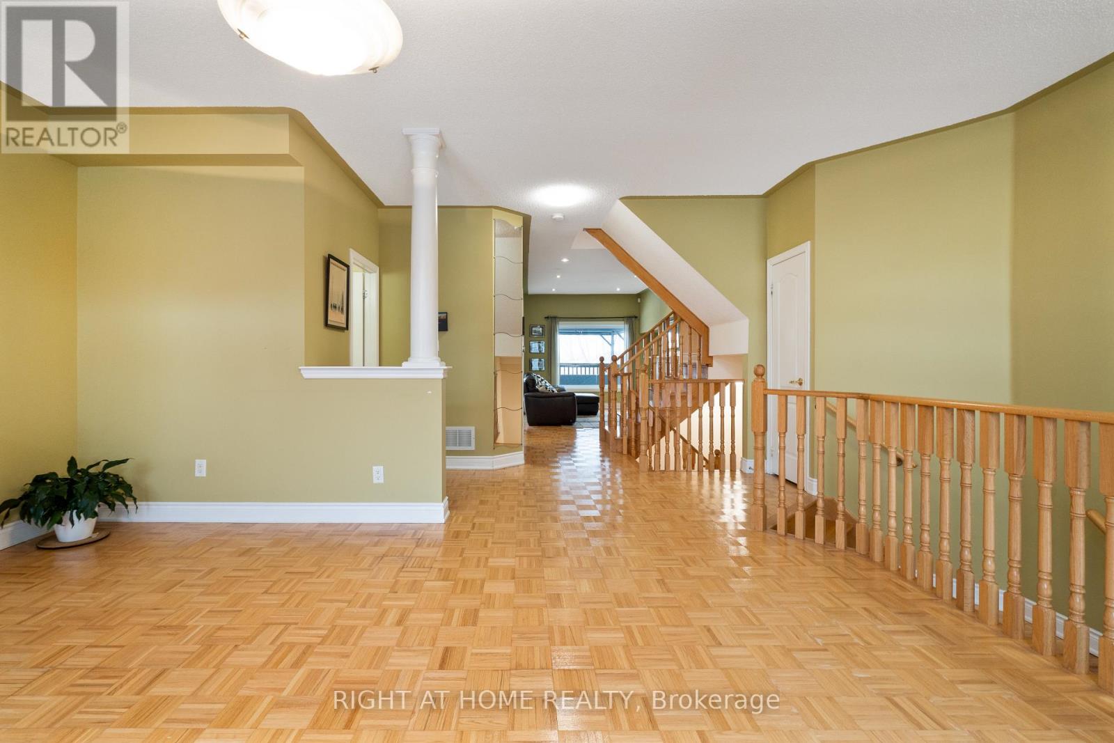 16 Honeywood Road, Vaughan, Ontario  L4J 9C2 - Photo 6 - N12856960