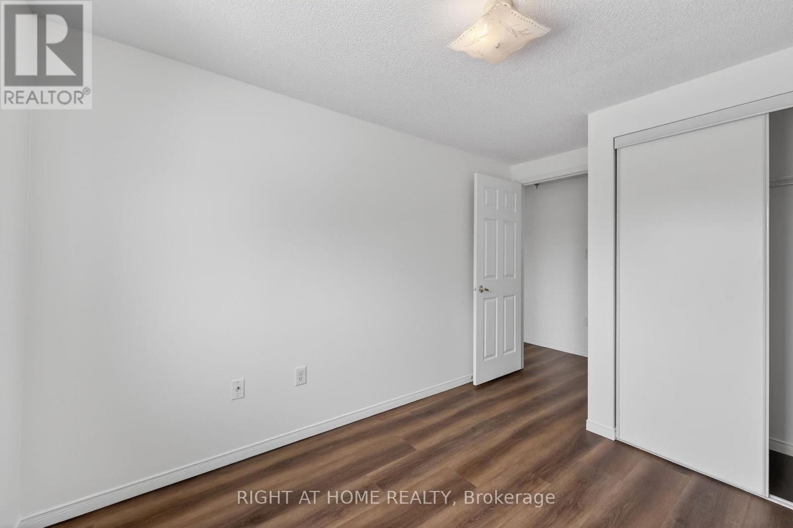 27 Booth Lane, Barrie, Ontario  L4N 0S4 - Photo 22 - S12856898