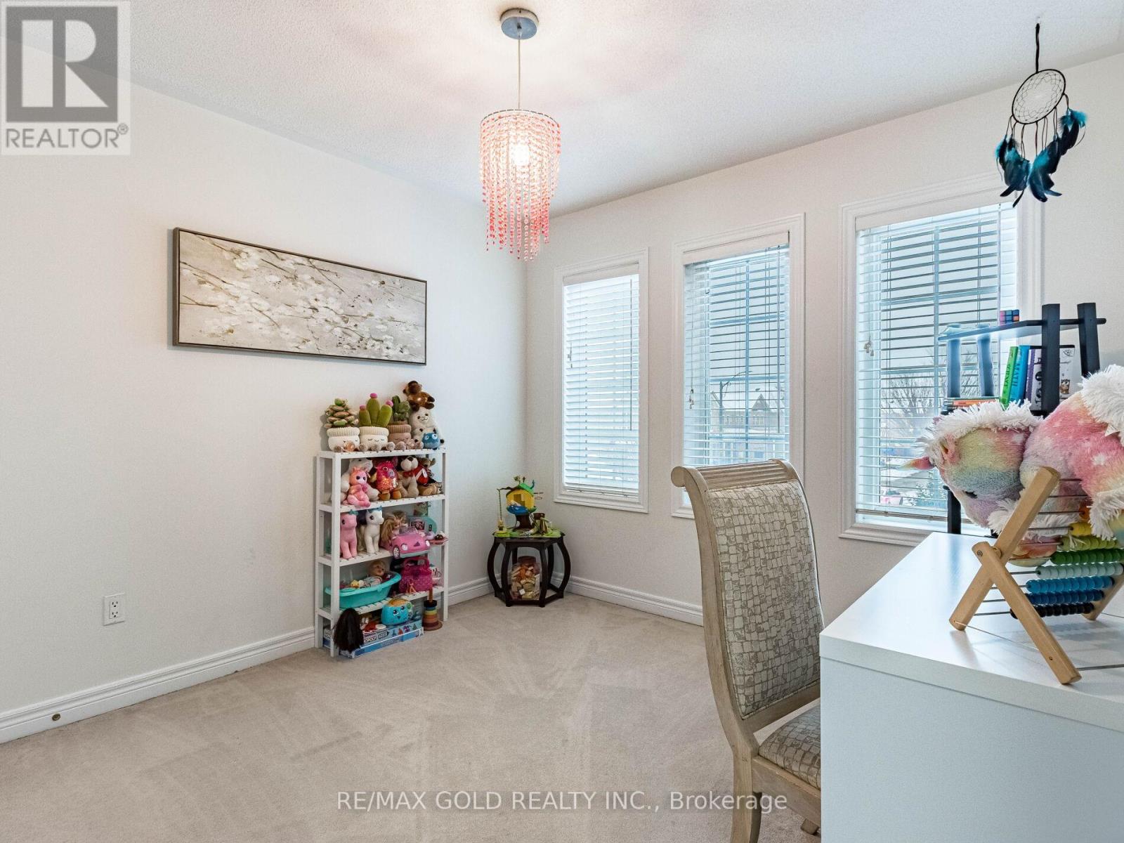 Upper - 90 Begonia Crescent, Brampton (Northwest Sandalwood Parkway), Ontario  L7A 0M7 - Photo 38 - W12856858