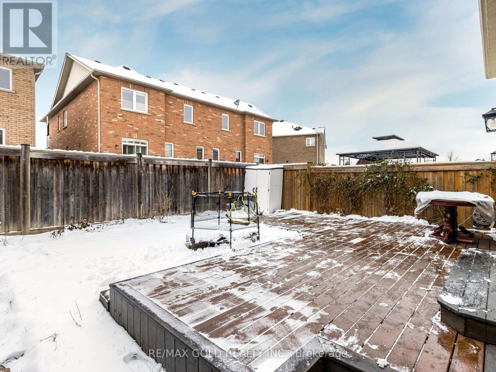 Upper - 90 Begonia Crescent, Brampton (Northwest Sandalwood Parkway), Ontario  L7A 0M7 - Photo 41 - W12856858