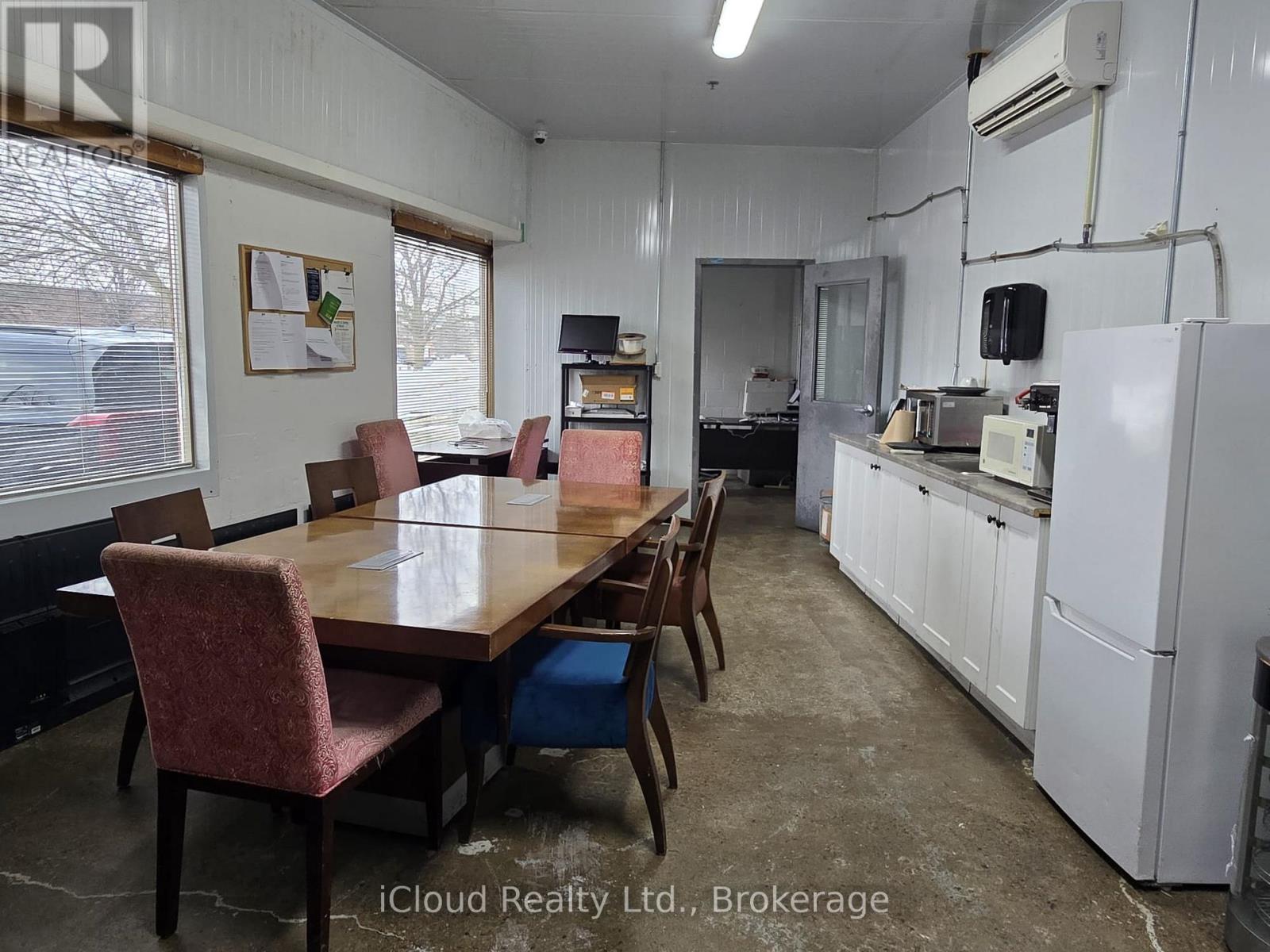 1 - 6905 MILLCREEK DRIVE, Mississauga, Ontario