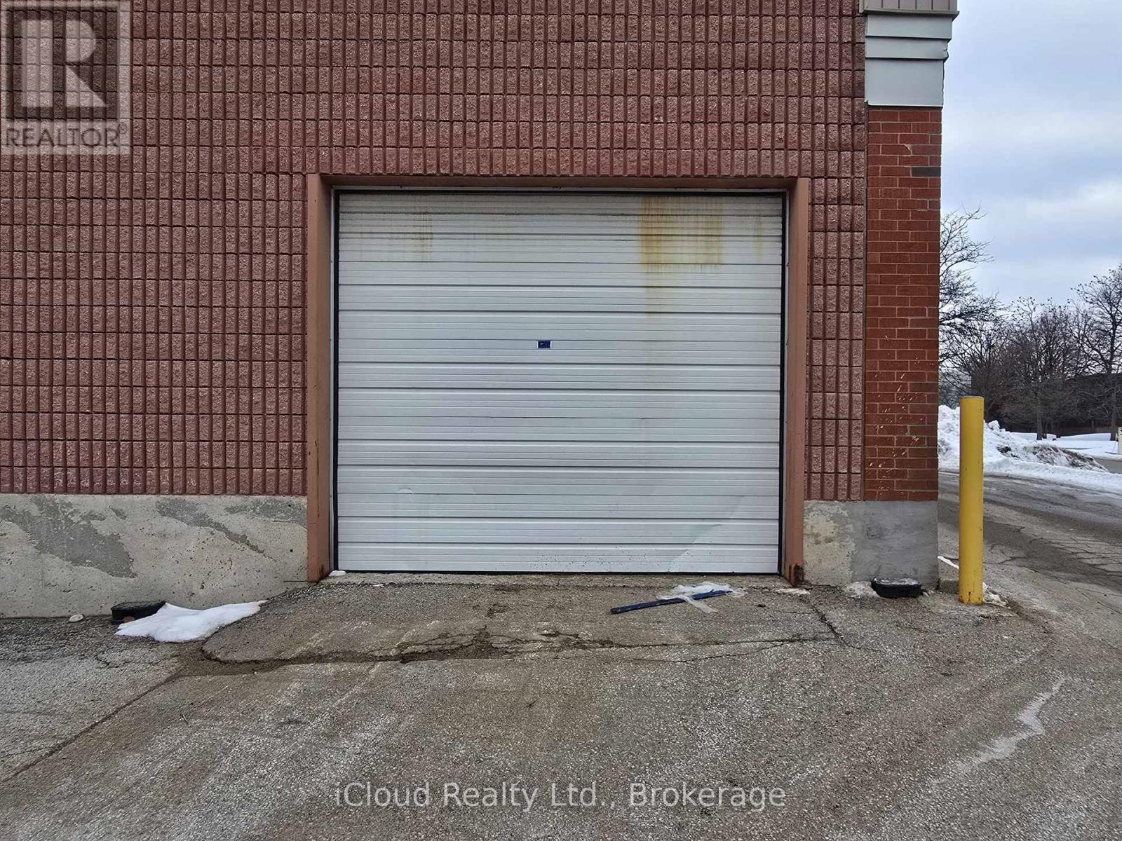 1 - 6905 Millcreek Drive, Mississauga, Ontario  L5N 6A3 - Photo 2 - W12856870