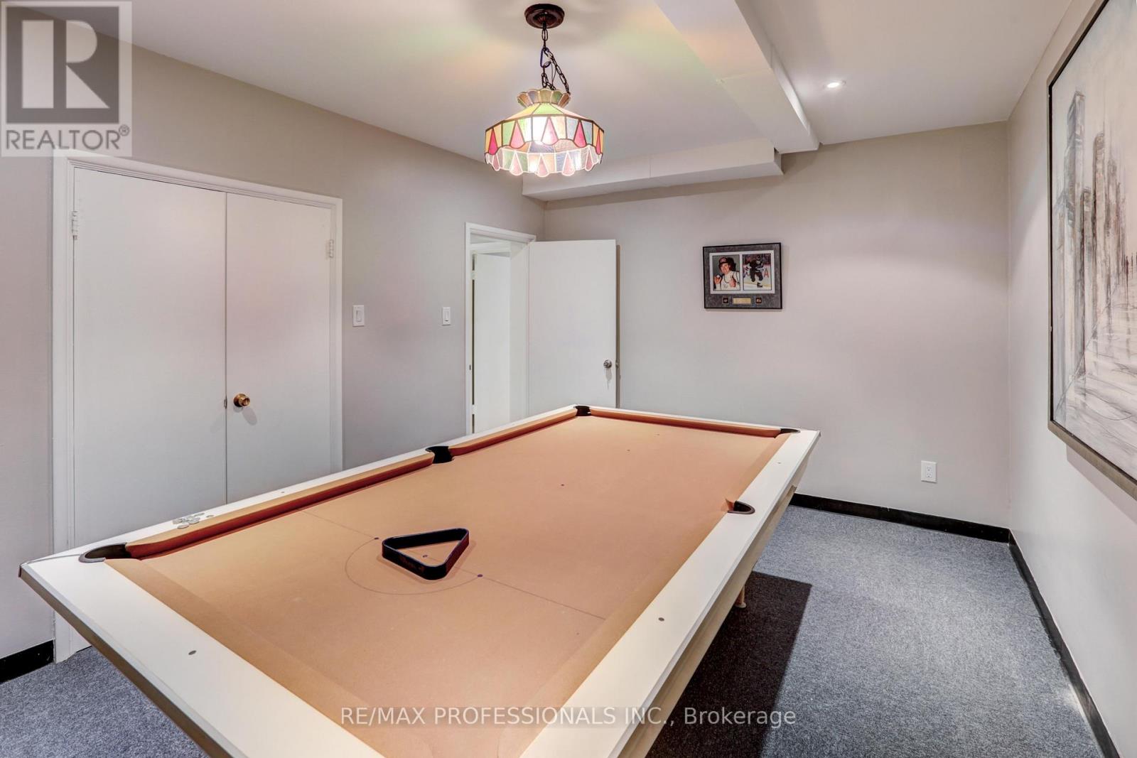 54 North Drive, Toronto, Ontario  M9A 4P9 - Photo 23 - W12856882