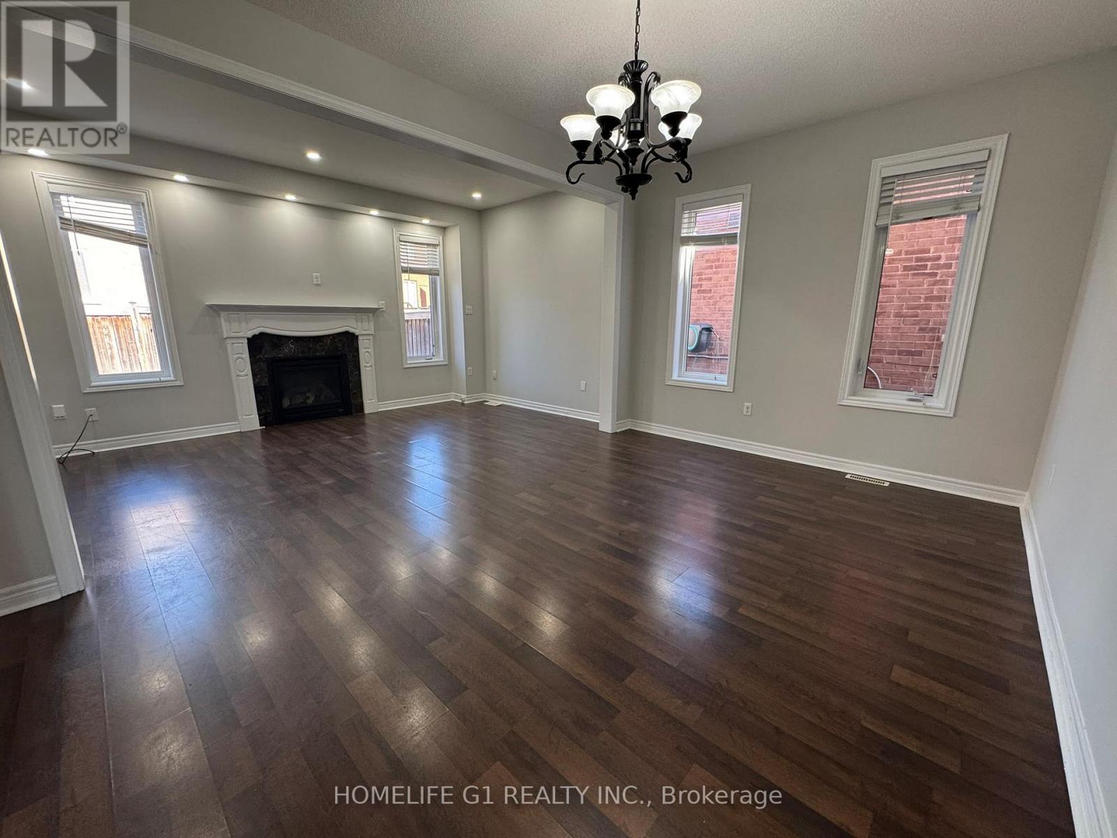 7 Bryony Road, Brampton (Northwest Brampton), Ontario  L7A 0G2 - Photo 10 - W12856900