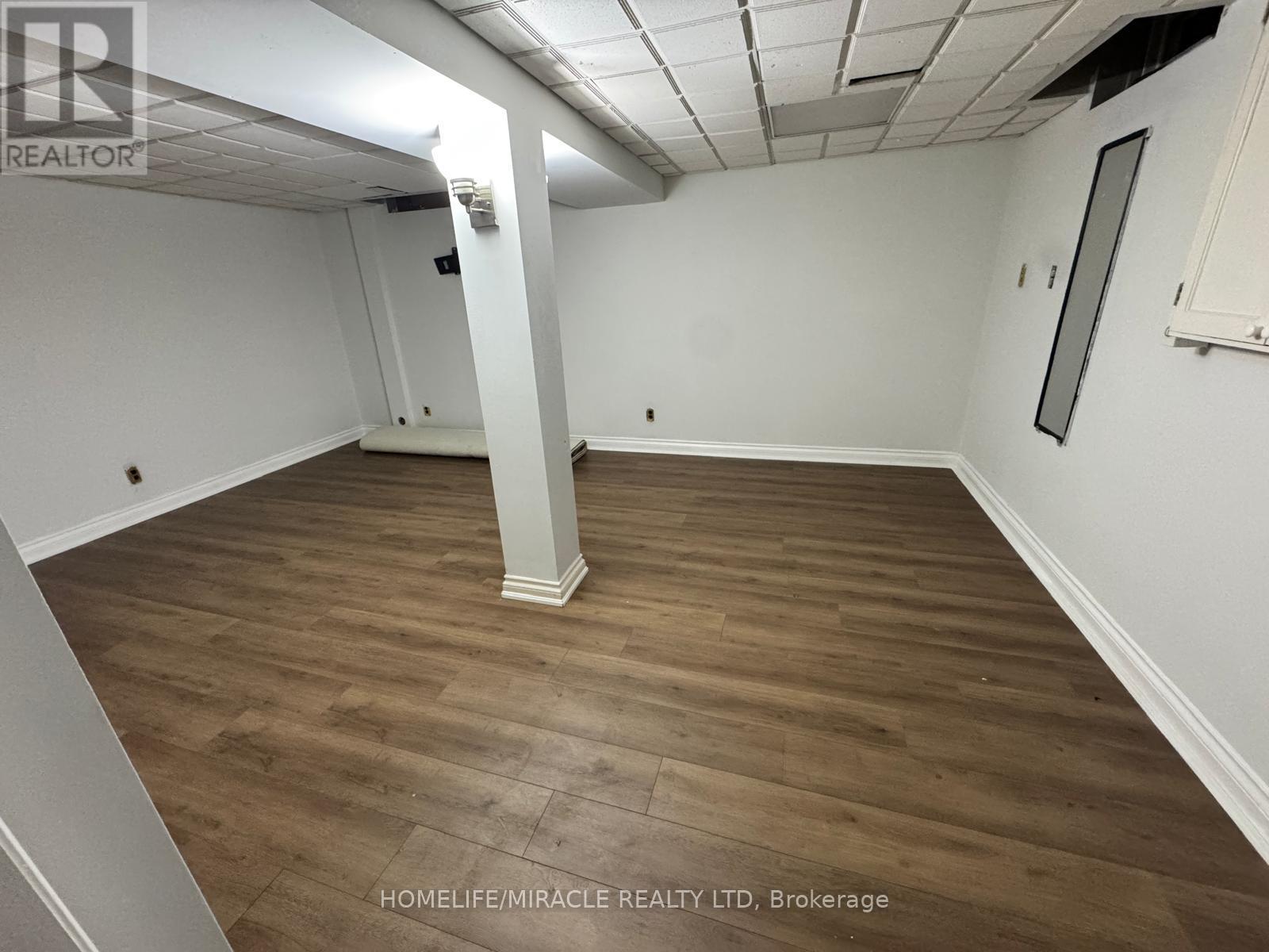 73 Gulliver Crescent, Brampton (Northgate), Ontario  L6S 1T1 - Photo 11 - W12856902