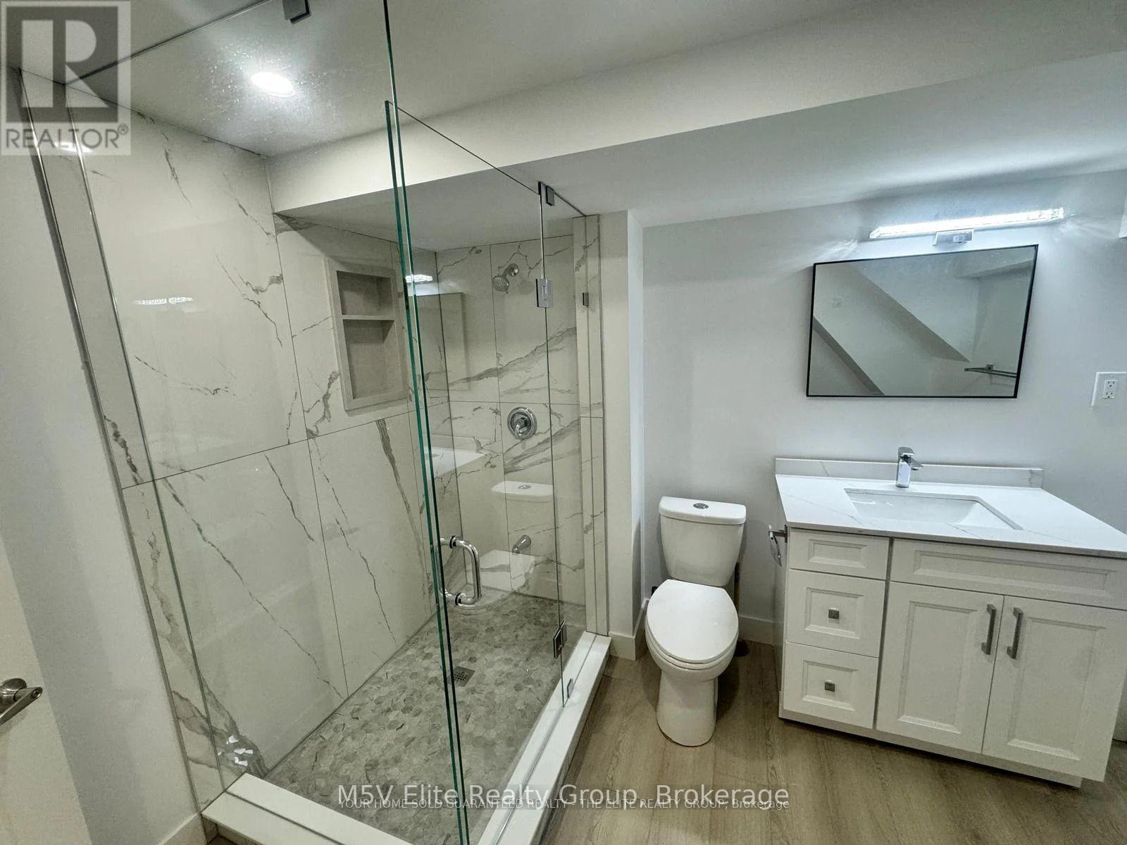 3276 Victory Crescent, Mississauga, Ontario  L4T 1L9 - Photo 12 - W12856922