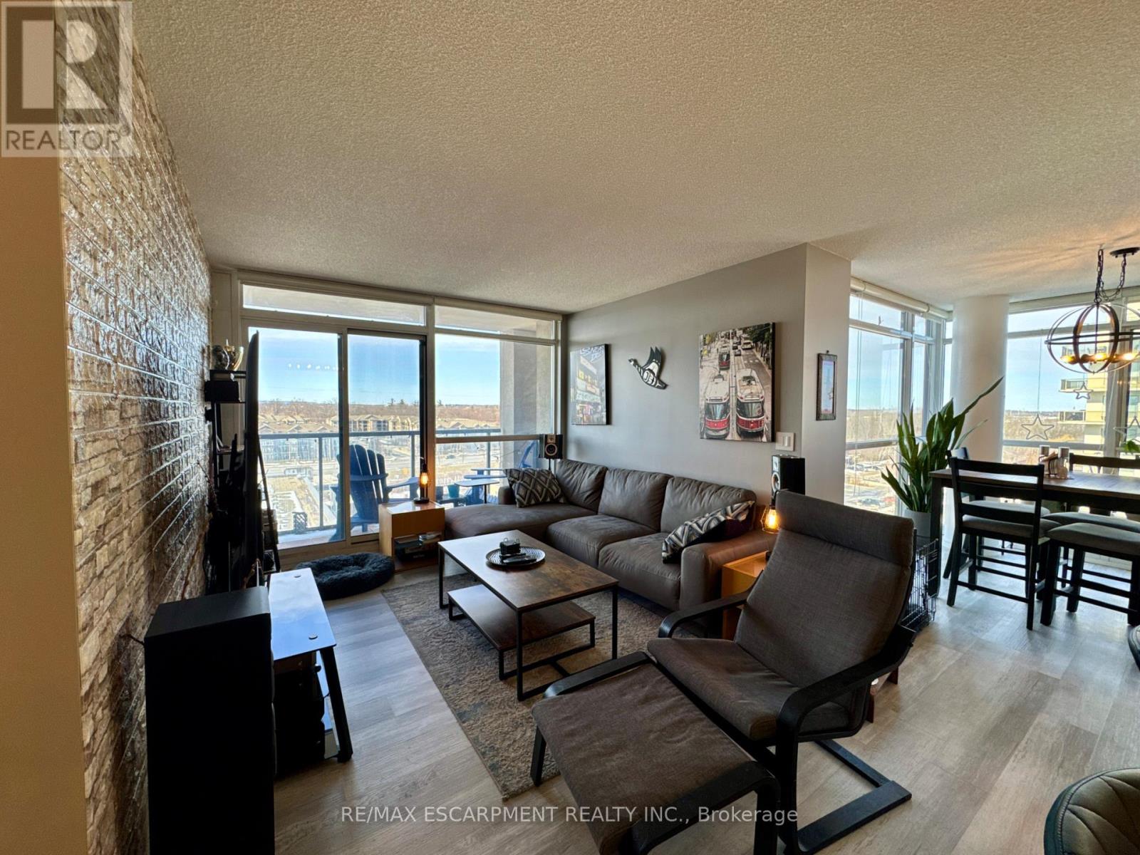 809 - 1940 Ironstone Drive, Burlington, Ontario  L7L 0E4 - Photo 20 - W12856962