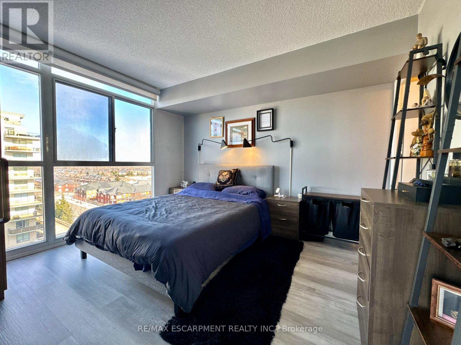 809 - 1940 Ironstone Drive, Burlington, Ontario  L7L 0E4 - Photo 26 - W12856962