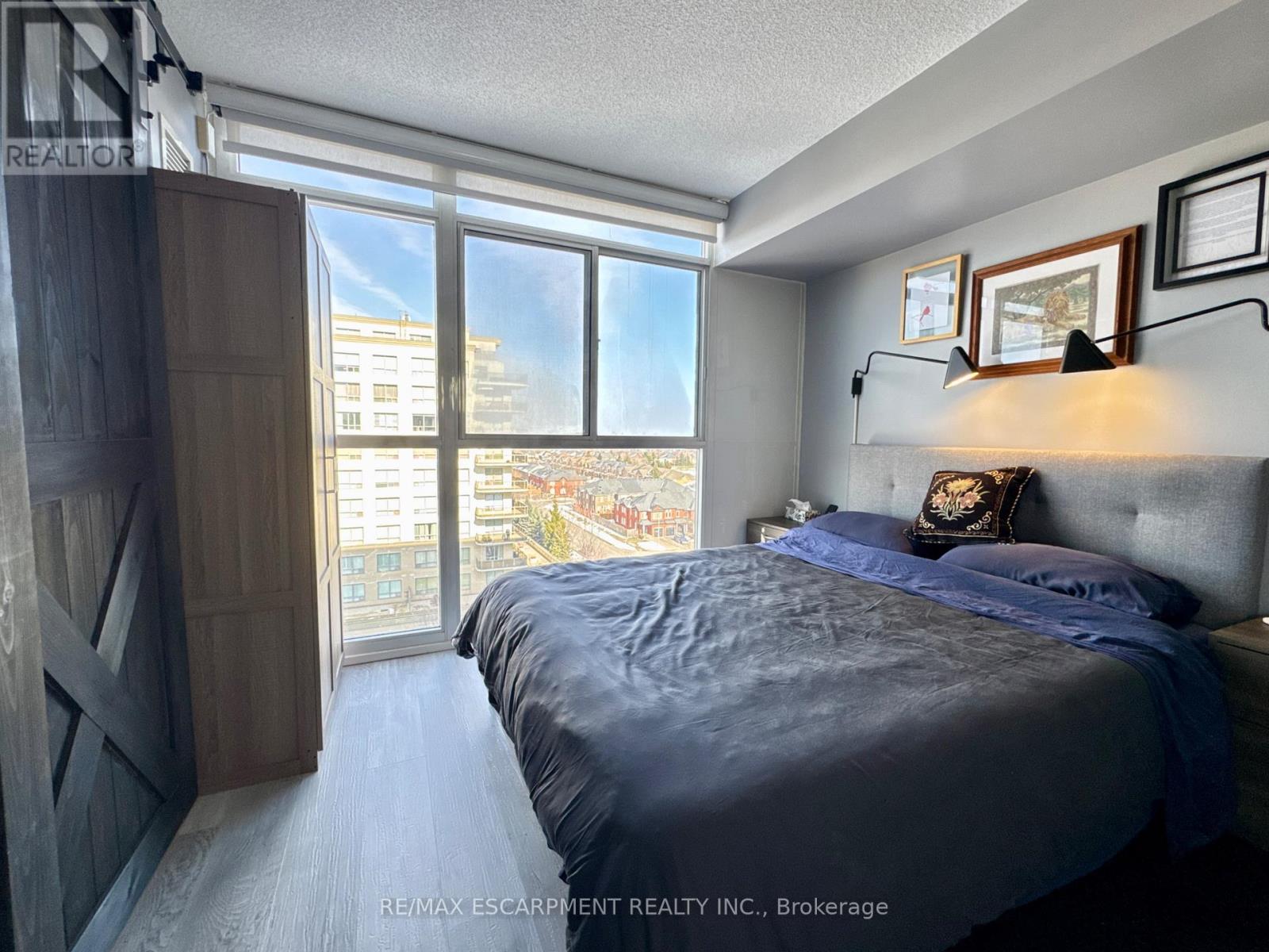 809 - 1940 Ironstone Drive, Burlington, Ontario  L7L 0E4 - Photo 27 - W12856962