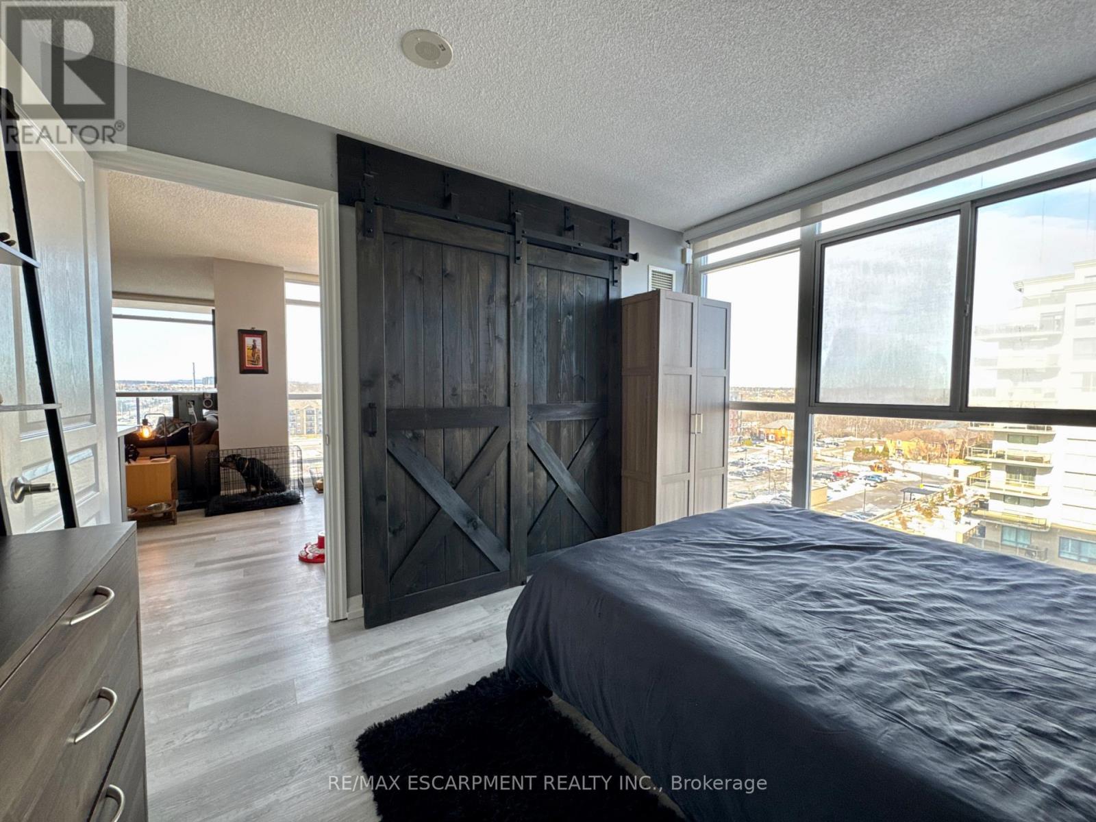 809 - 1940 Ironstone Drive, Burlington, Ontario  L7L 0E4 - Photo 28 - W12856962