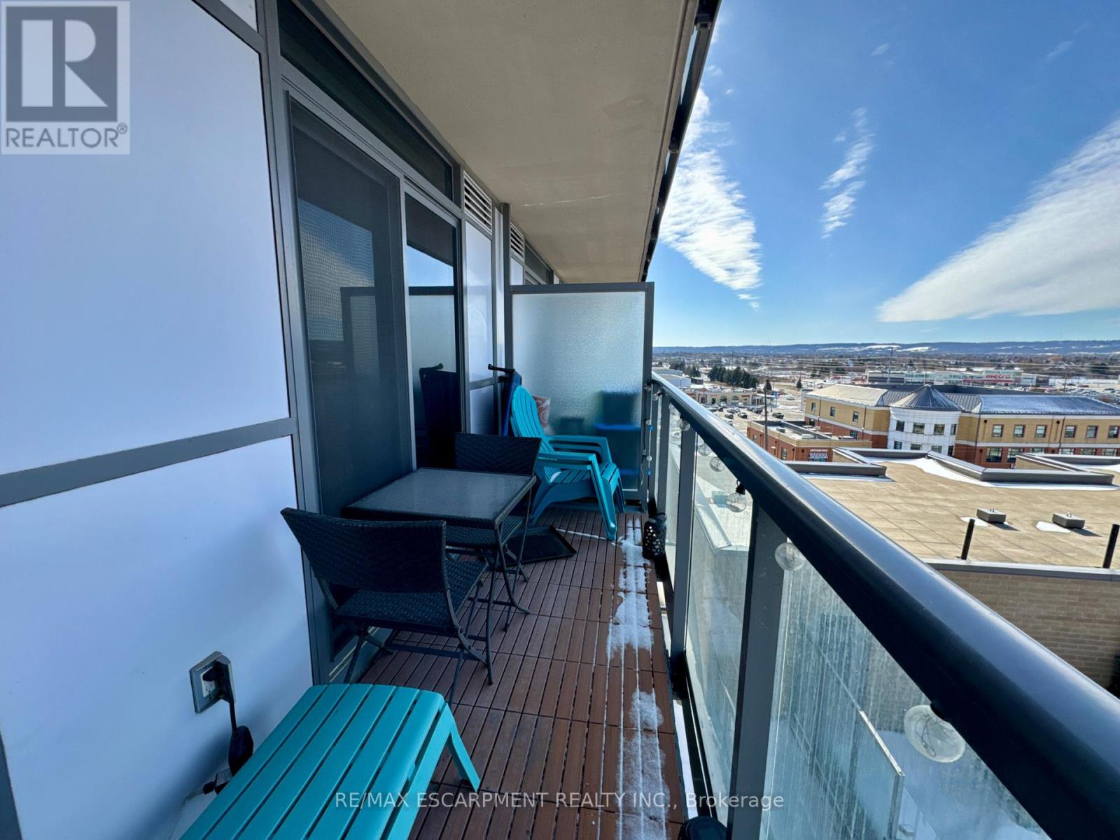 809 - 1940 Ironstone Drive, Burlington, Ontario  L7L 0E4 - Photo 34 - W12856962