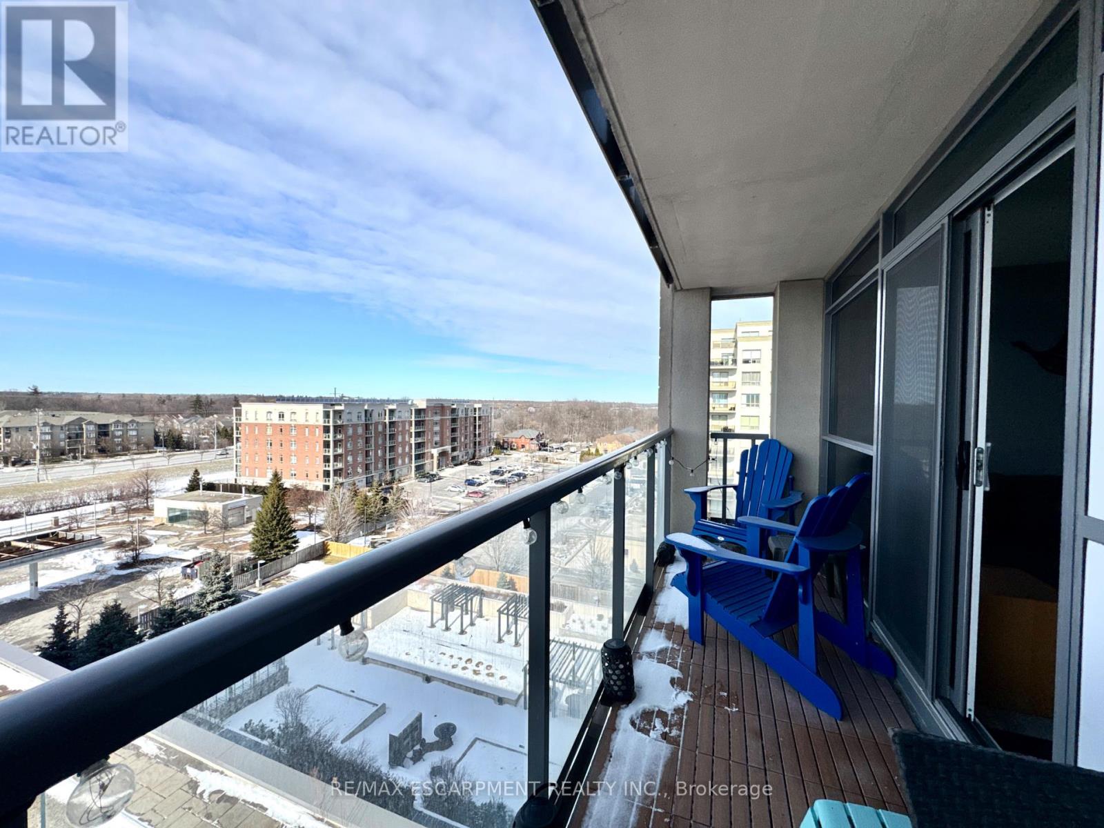 809 - 1940 Ironstone Drive, Burlington, Ontario  L7L 0E4 - Photo 35 - W12856962