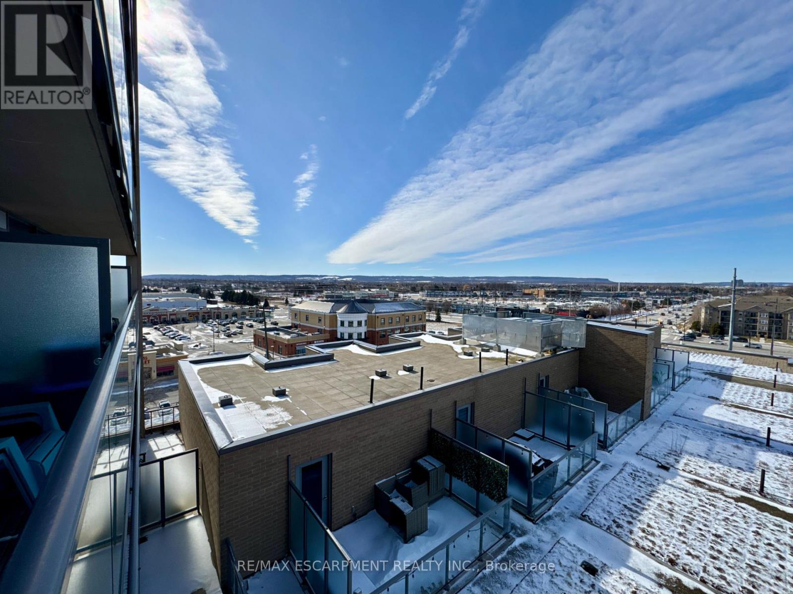 809 - 1940 Ironstone Drive, Burlington, Ontario  L7L 0E4 - Photo 39 - W12856962