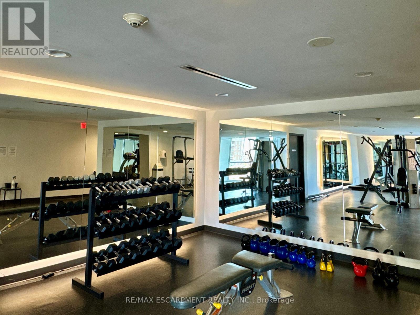 809 - 1940 Ironstone Drive, Burlington, Ontario  L7L 0E4 - Photo 44 - W12856962