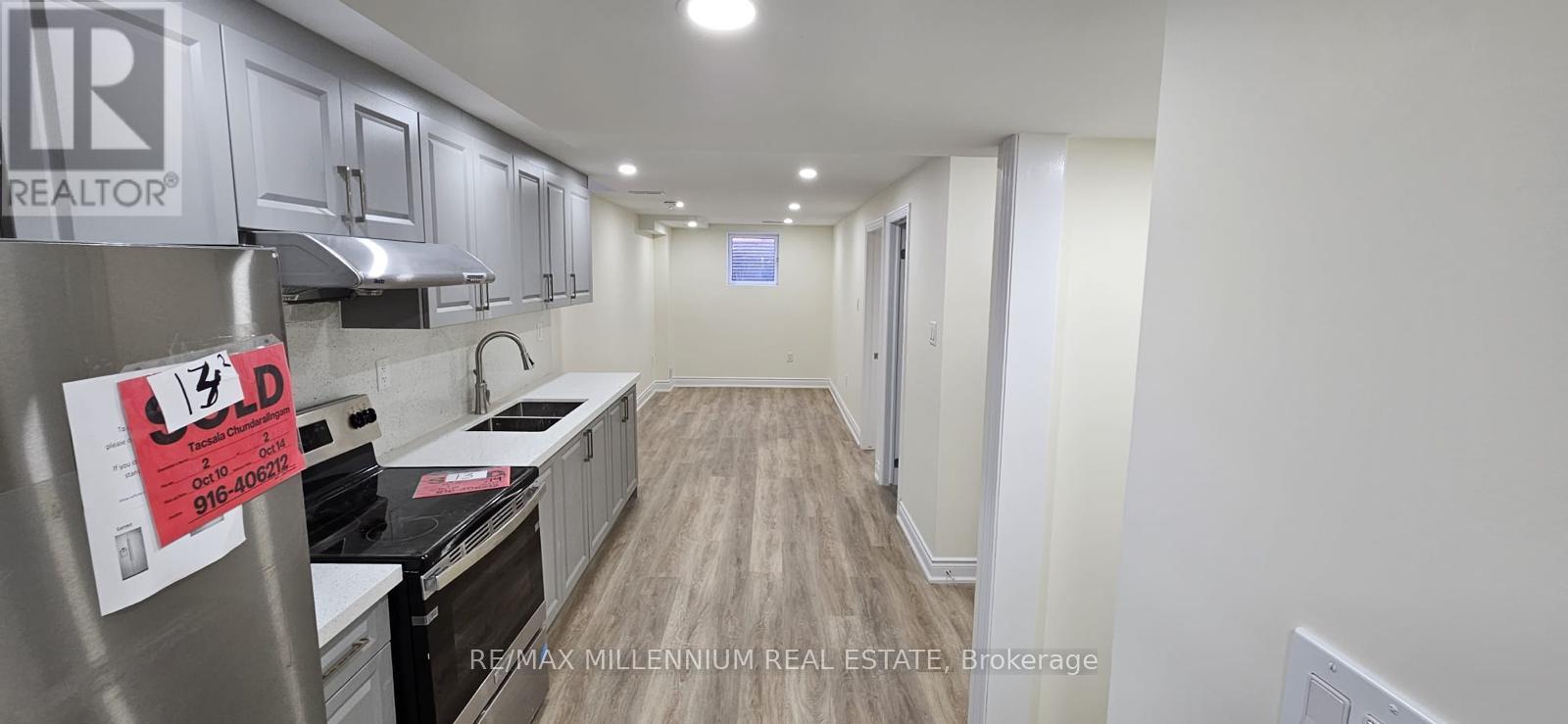 Basement - 92 Adventura Road, Brampton (Northwest Brampton), Ontario  L7A 5A7 - Photo 2 - W12856970