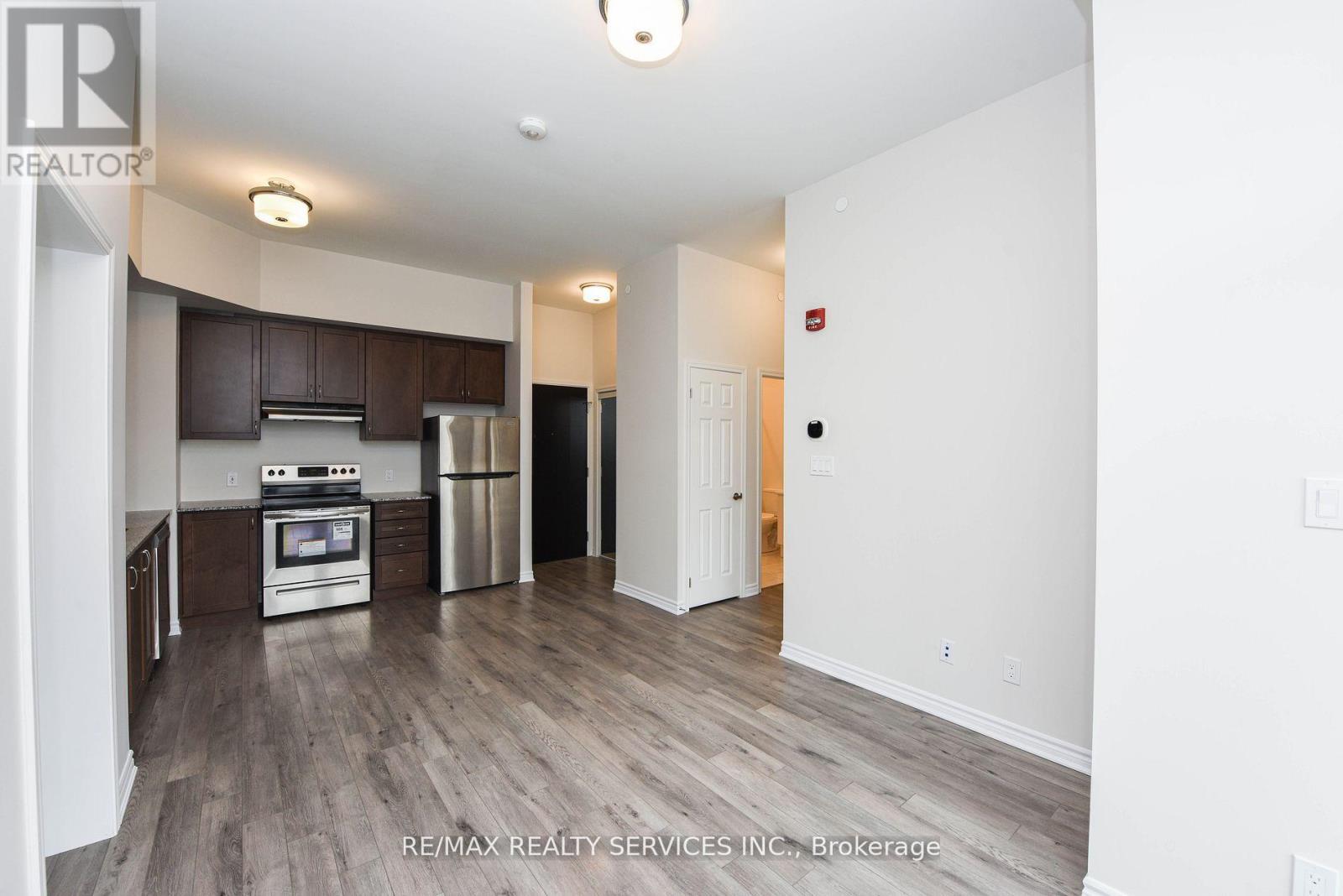 103 - 200 Lagerfeld Drive, Brampton, Ontario  L7A 5G5 - Photo 11 - W12856978