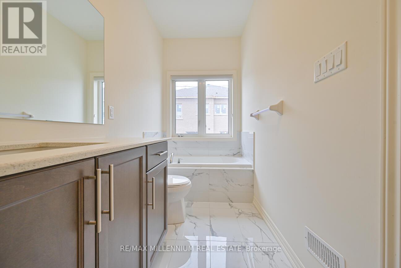 Upper - 92 Adventura Road, Brampton, Ontario  L7A 5A7 - Photo 13 - W12856996
