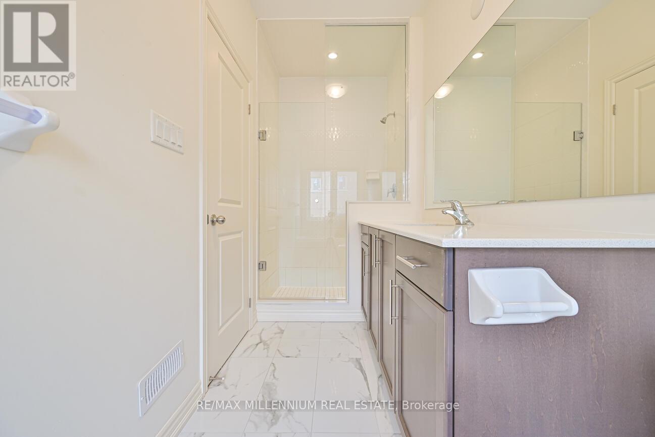 Upper - 92 Adventura Road, Brampton, Ontario  L7A 5A7 - Photo 14 - W12856996