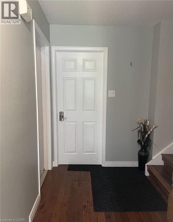 14 Old Orchard Glen Unit# Side Unit, Woodstock, Ontario  N4V 1G2 - Photo 2 - 40797684