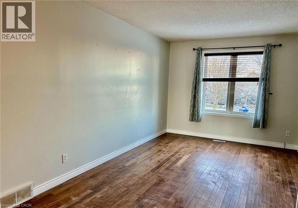 14 Old Orchard Glen Unit# Upper, Woodstock, Ontario  N4V 1G2 - Photo 4 - 40797680