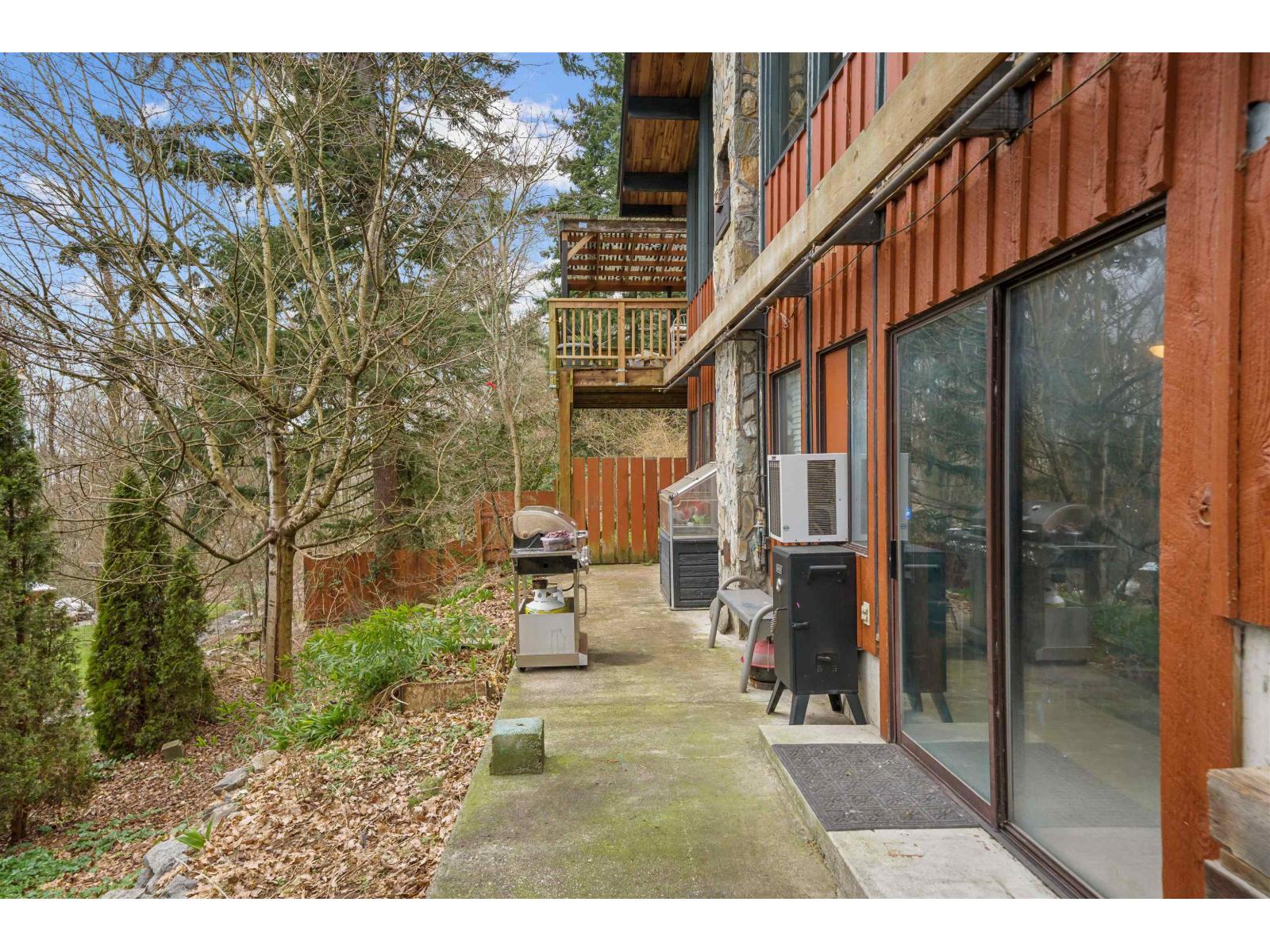 7701 Horne Street, Mission, British Columbia  V2V 3Y8 - Photo 4 - R3093911