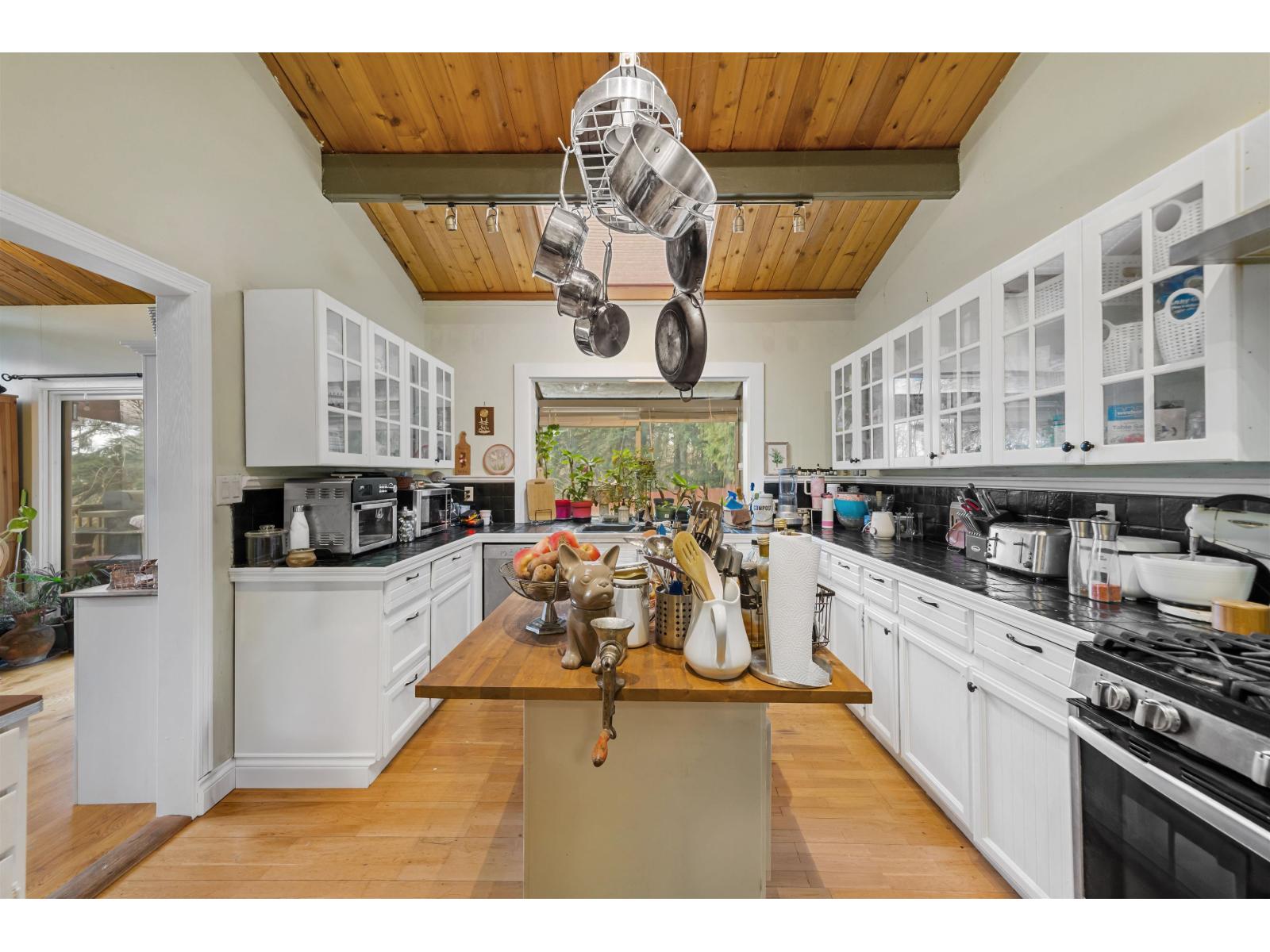 7701 Horne Street, Mission, British Columbia  V2V 3Y8 - Photo 9 - R3093911