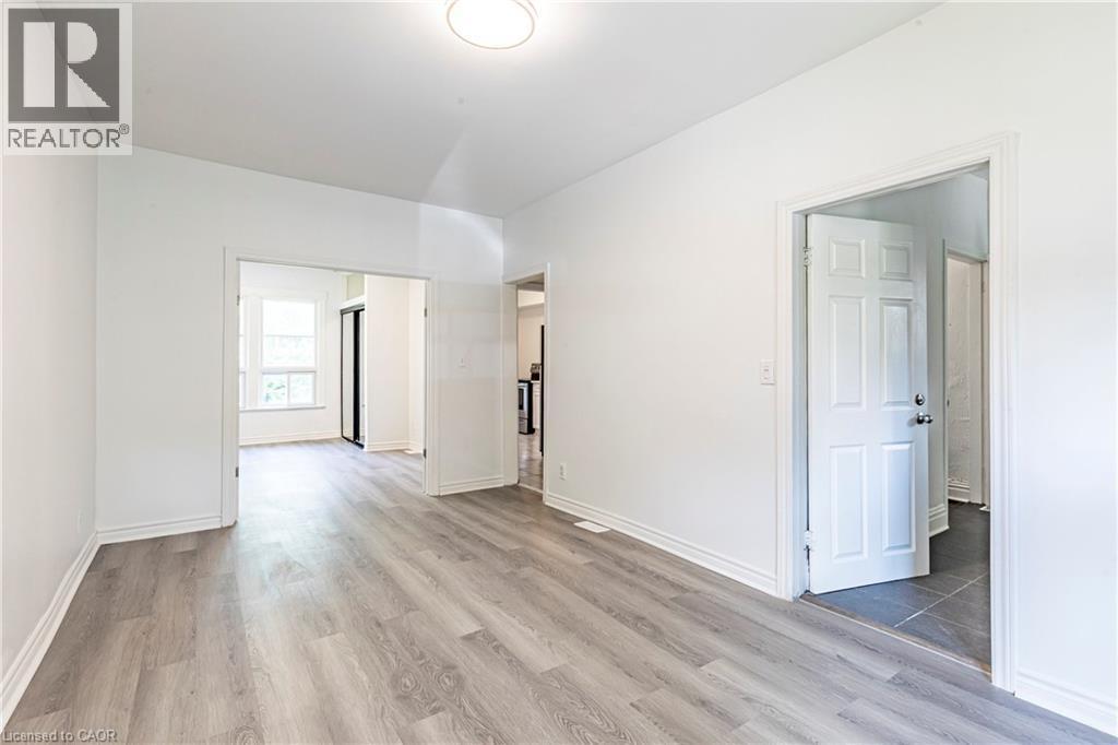 22 Myrtle Avenue, Hamilton, Ontario  L8M 2E9 - Photo 6 - 40806431