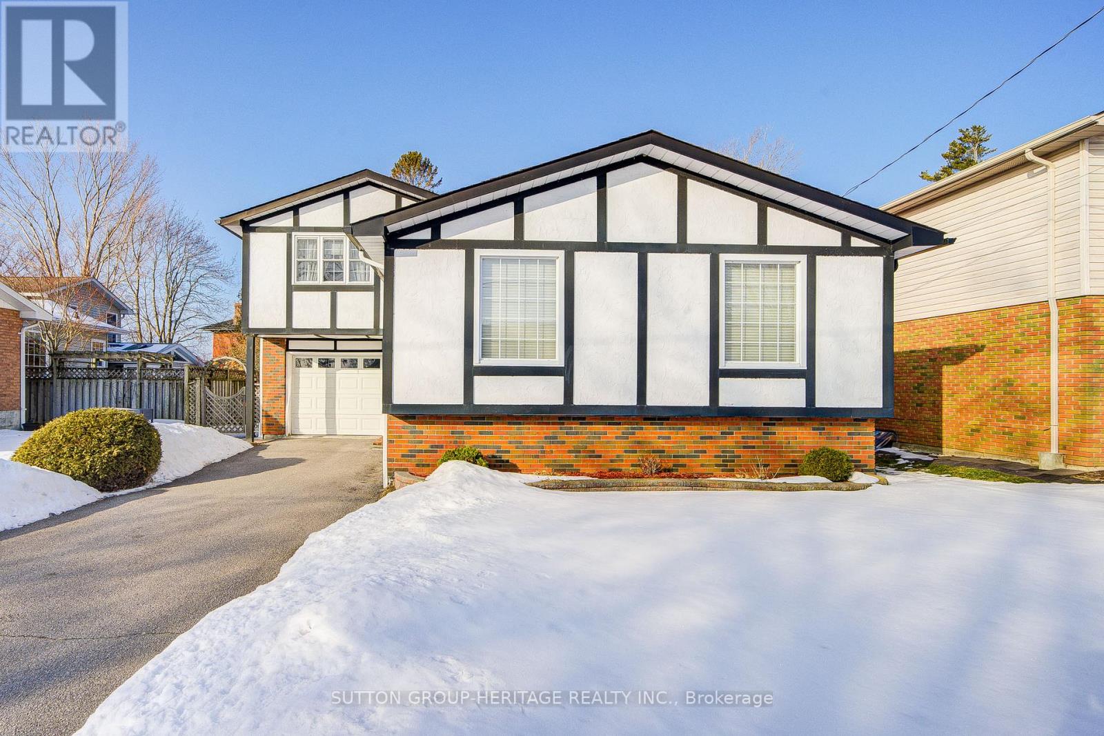 165 Maher Street, Cobourg, Ontario  K9A 4S9 - Photo 2 - X12856852