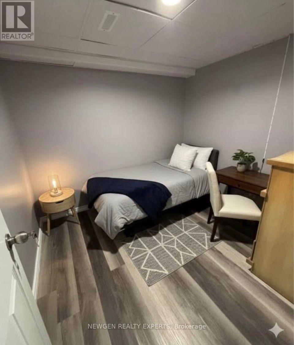 35 Gram Avenue, Welland, Ontario  L3C 1H5 - Photo 7 - X12856876