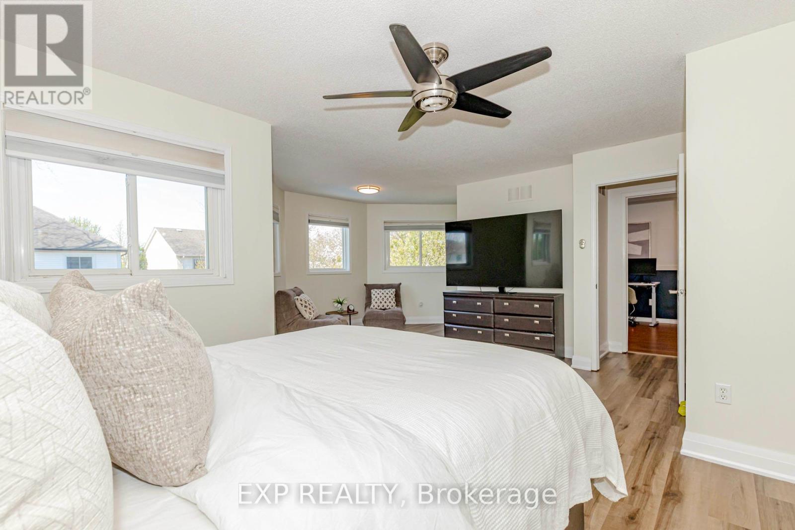 33 Meaghan Street, Hamilton, Ontario  L8B 0H5 - Photo 28 - X12856878