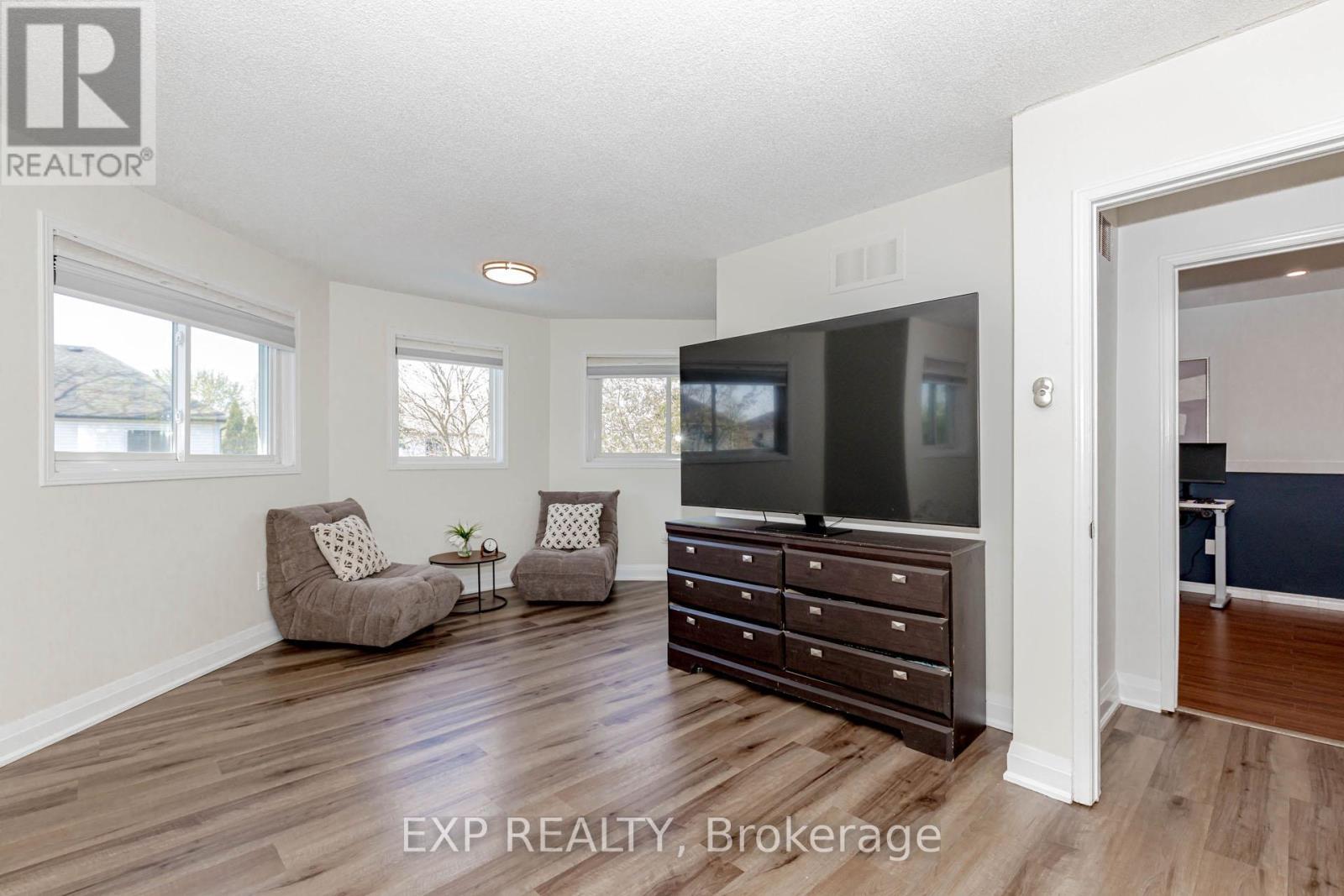 33 Meaghan Street, Hamilton, Ontario  L8B 0H5 - Photo 29 - X12856878