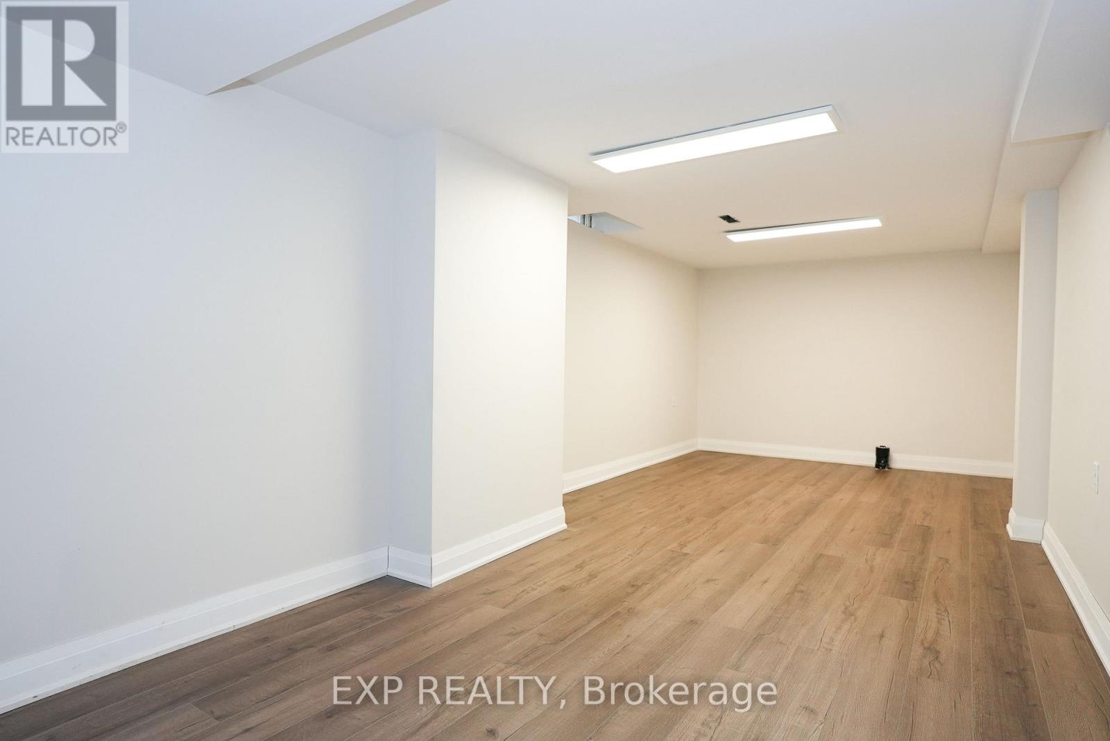 33 Meaghan Street, Hamilton, Ontario  L8B 0H5 - Photo 44 - X12856878