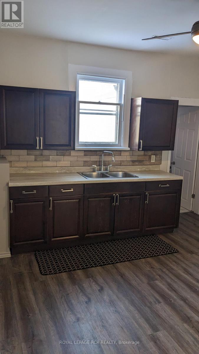 22 Ontario Street, Brantford, Ontario  N3S 2B9 - Photo 15 - X12856930