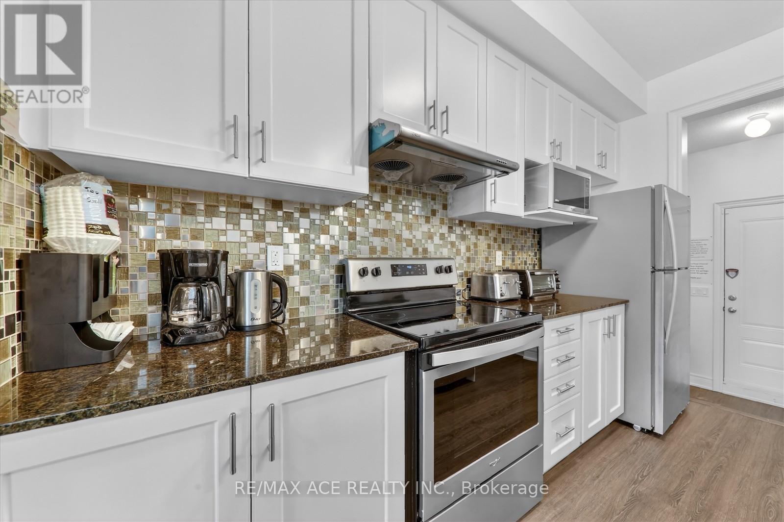 26 - 171 Snowbridge Way, Blue Mountains, Ontario  L9Y 0V1 - Photo 23 - X12856956